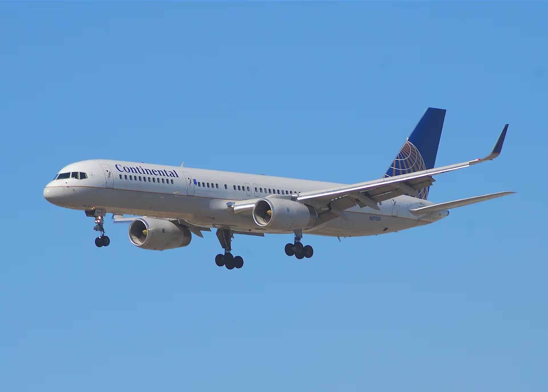 N17139 — Boeing