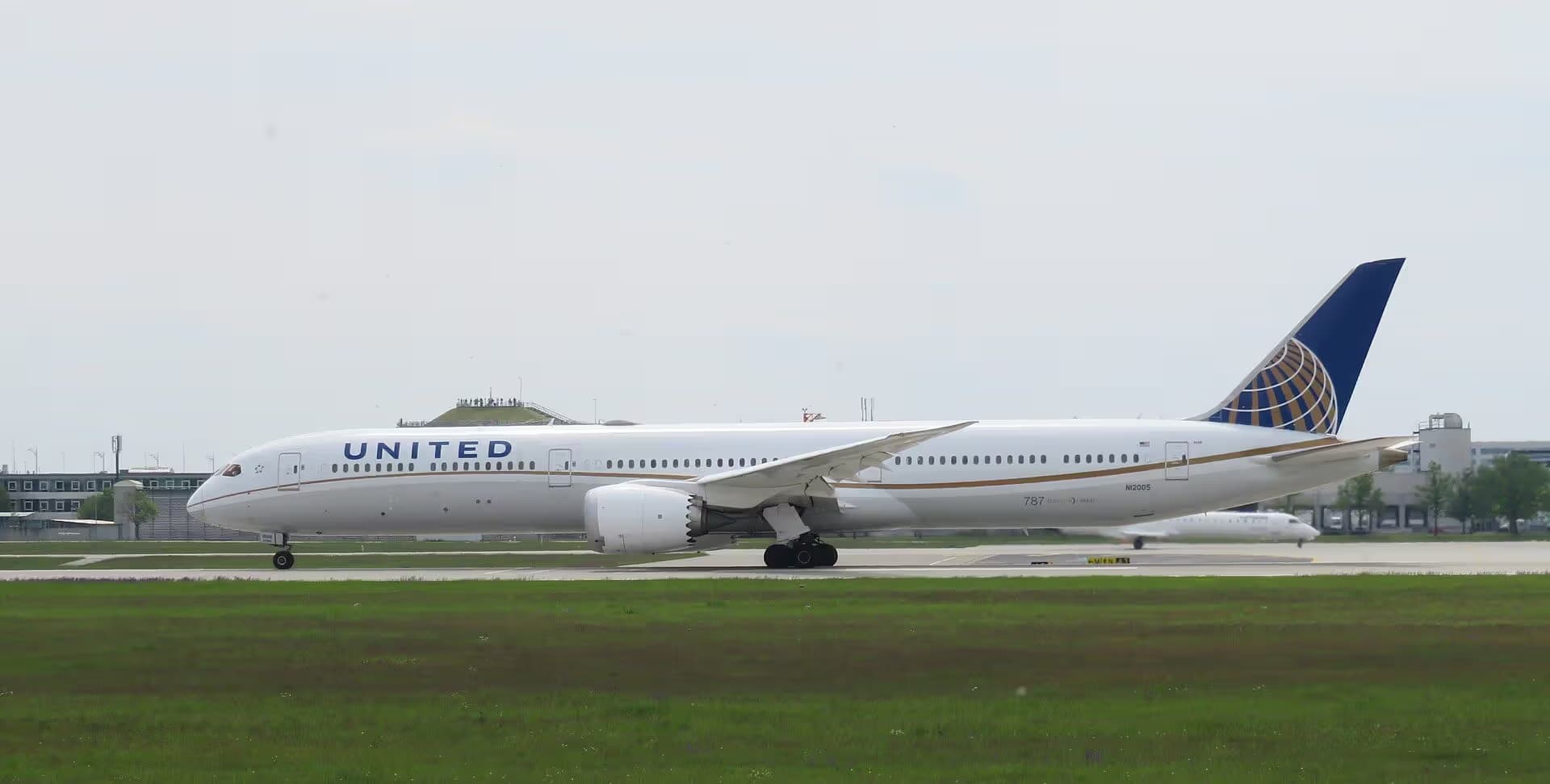 N12005 — Boeing at Munich Airport