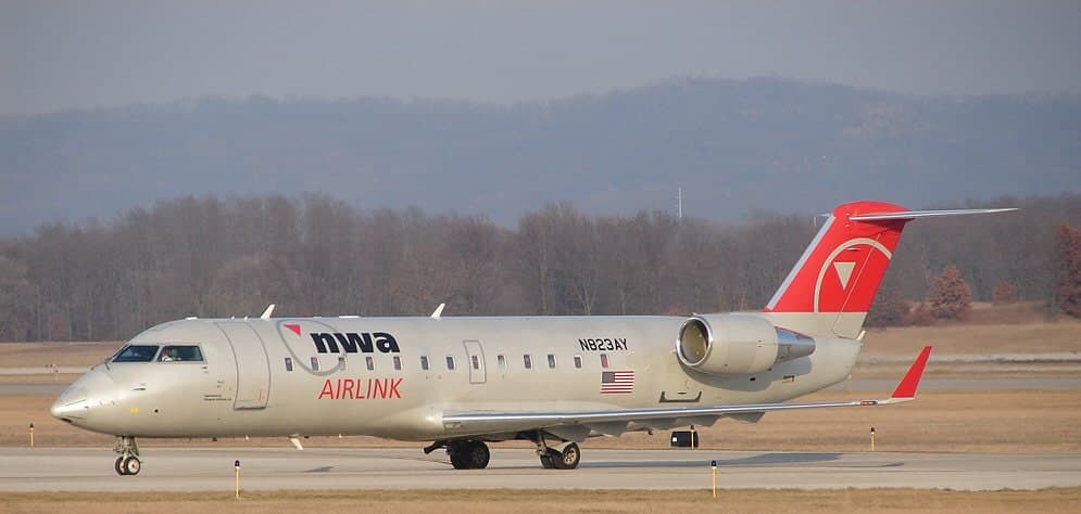 N823AY — Bombardier