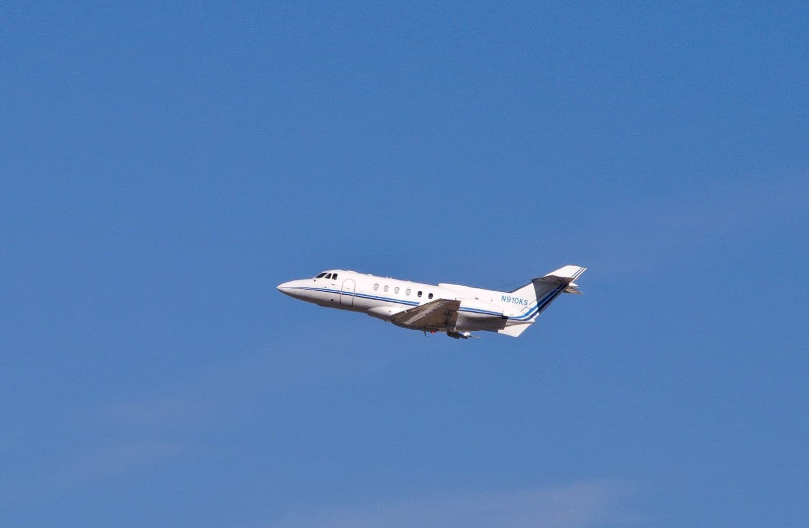 N910KS — Business jet
