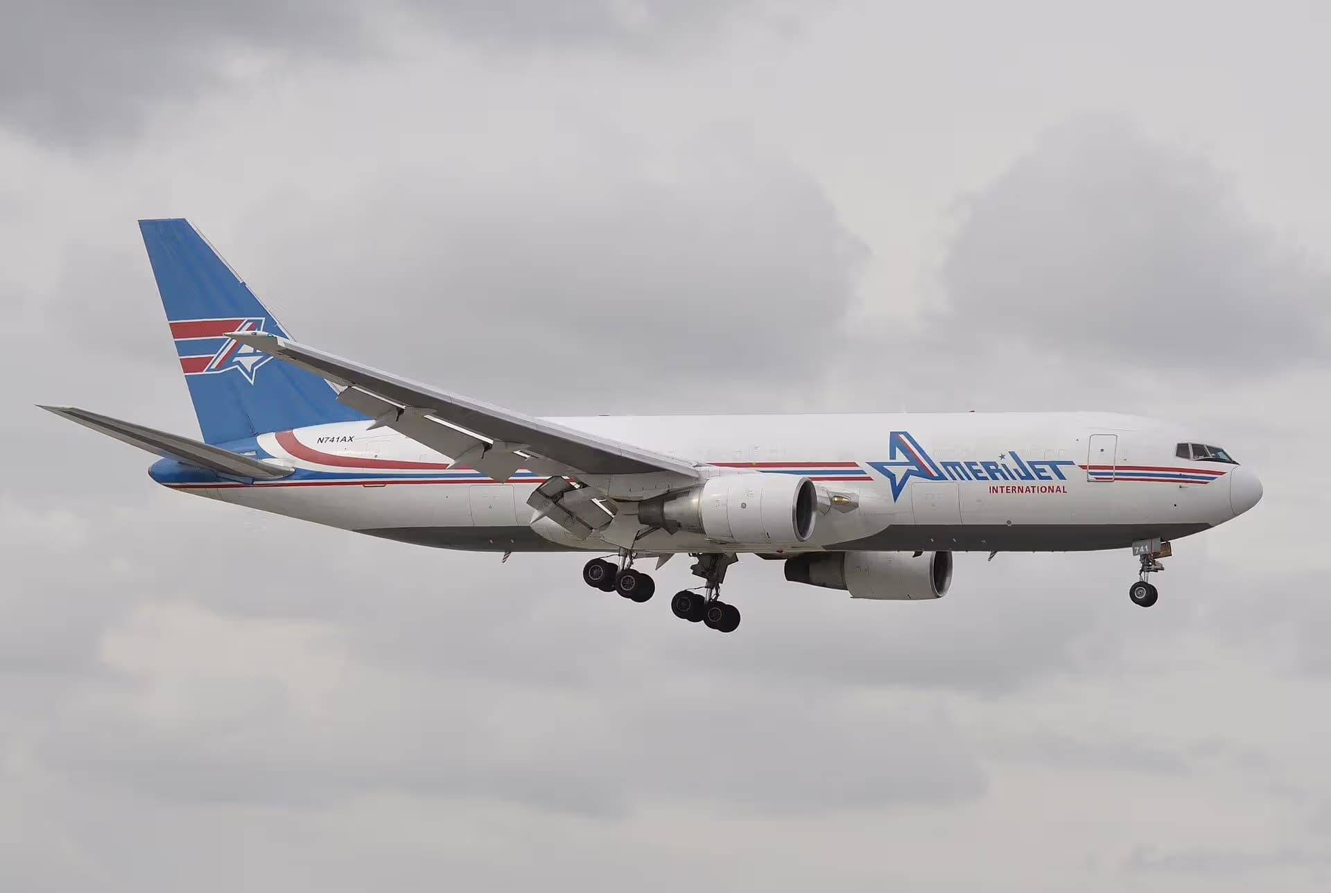 N741AX — Twin-engine aircraft