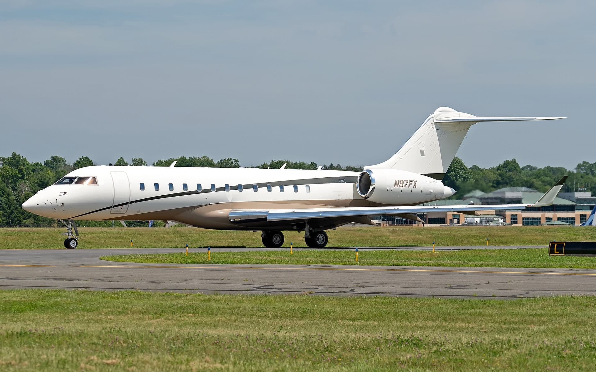 N97FX — Business jet