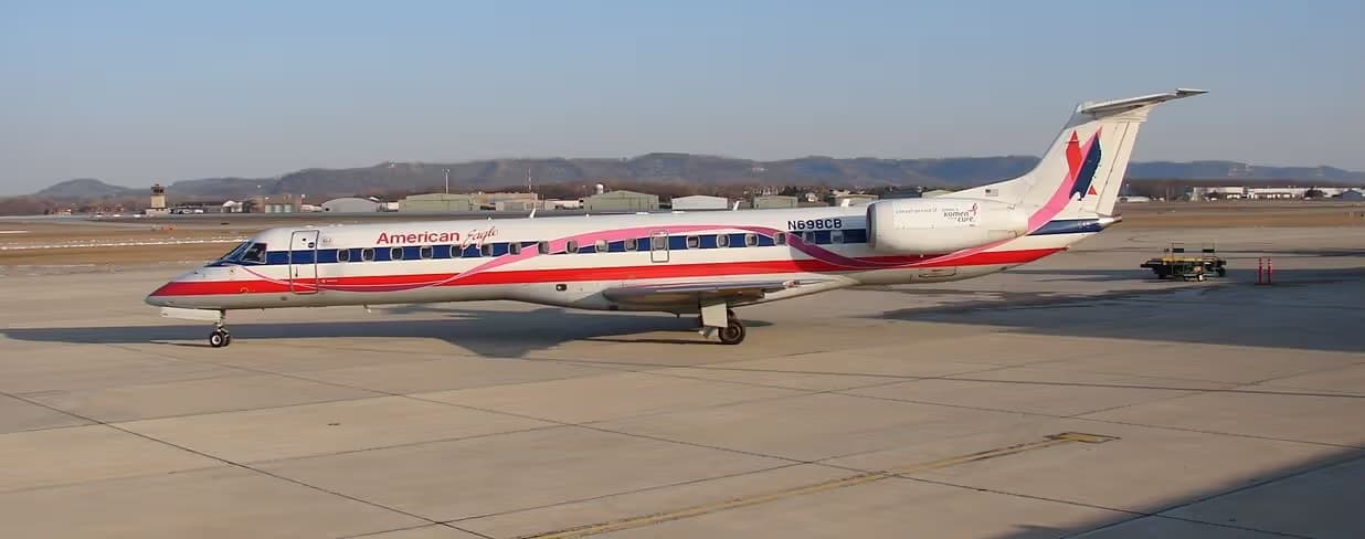 N698CB — Embraer