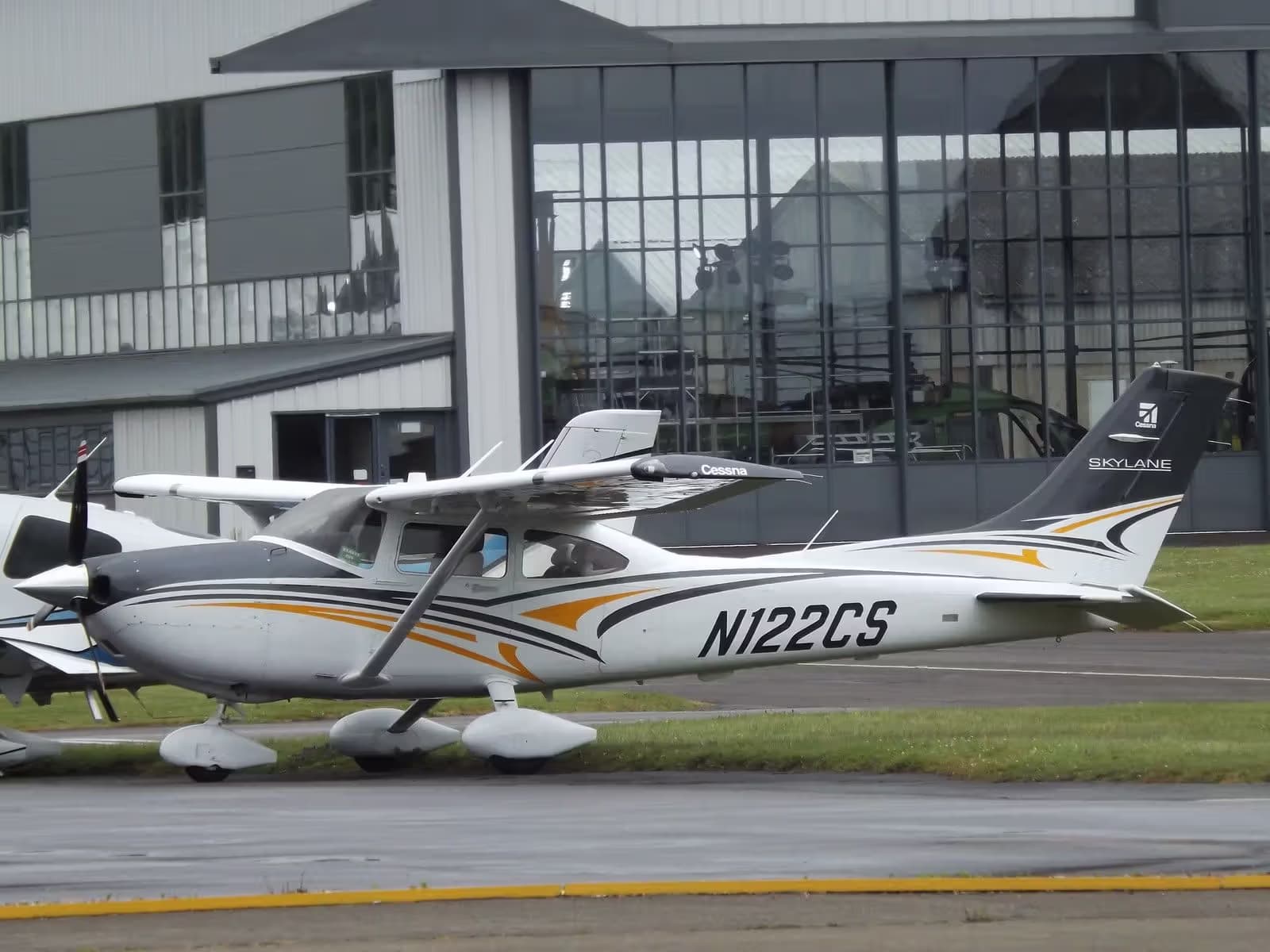 N122CS — Cessna