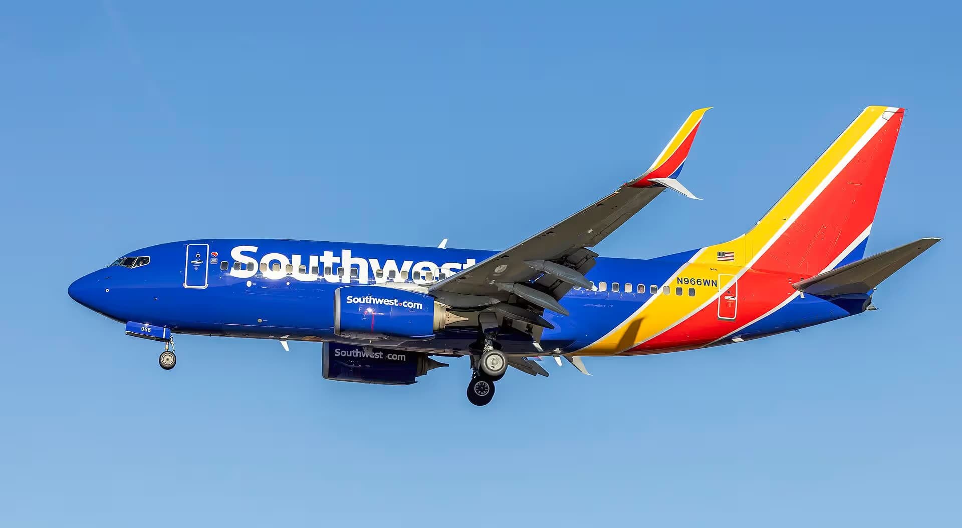 N966WN — Boeing