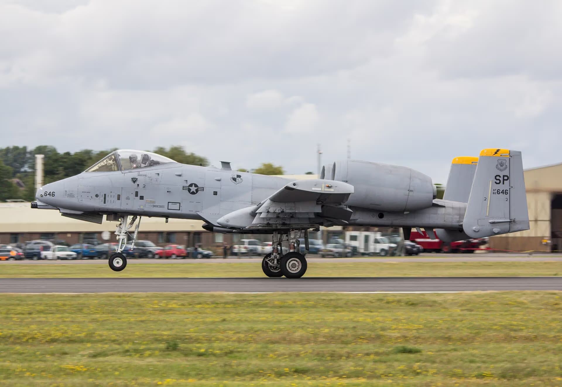 Unidentified — Twin-engine aircraft