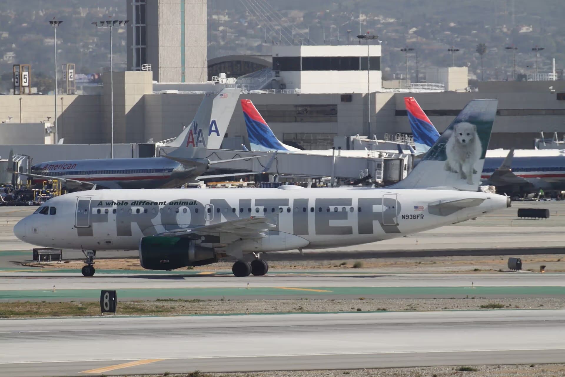 N938FR — Twin-engine aircraft