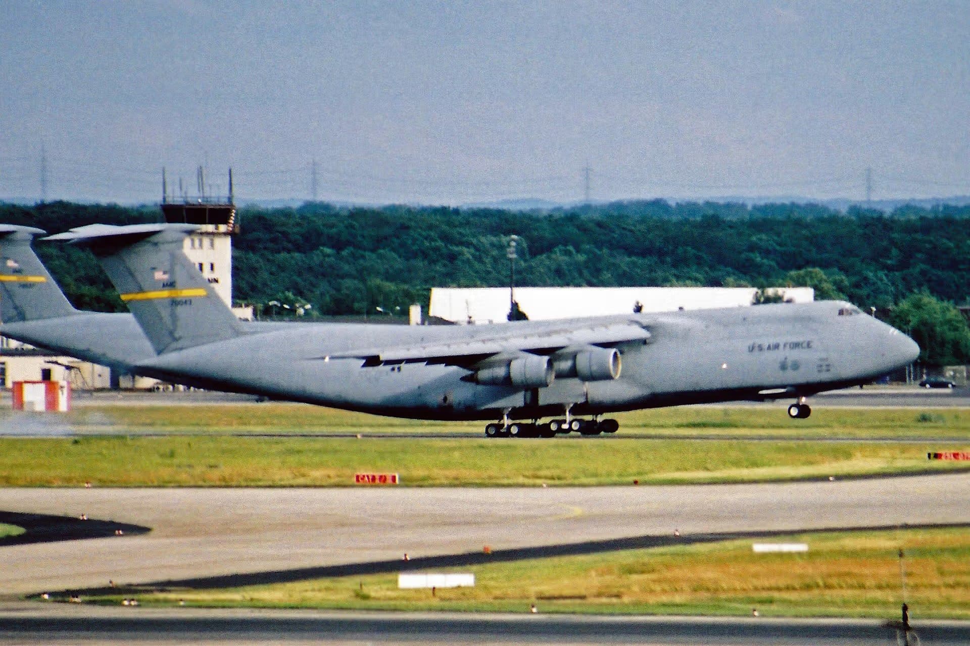 Unidentified — Lockheed