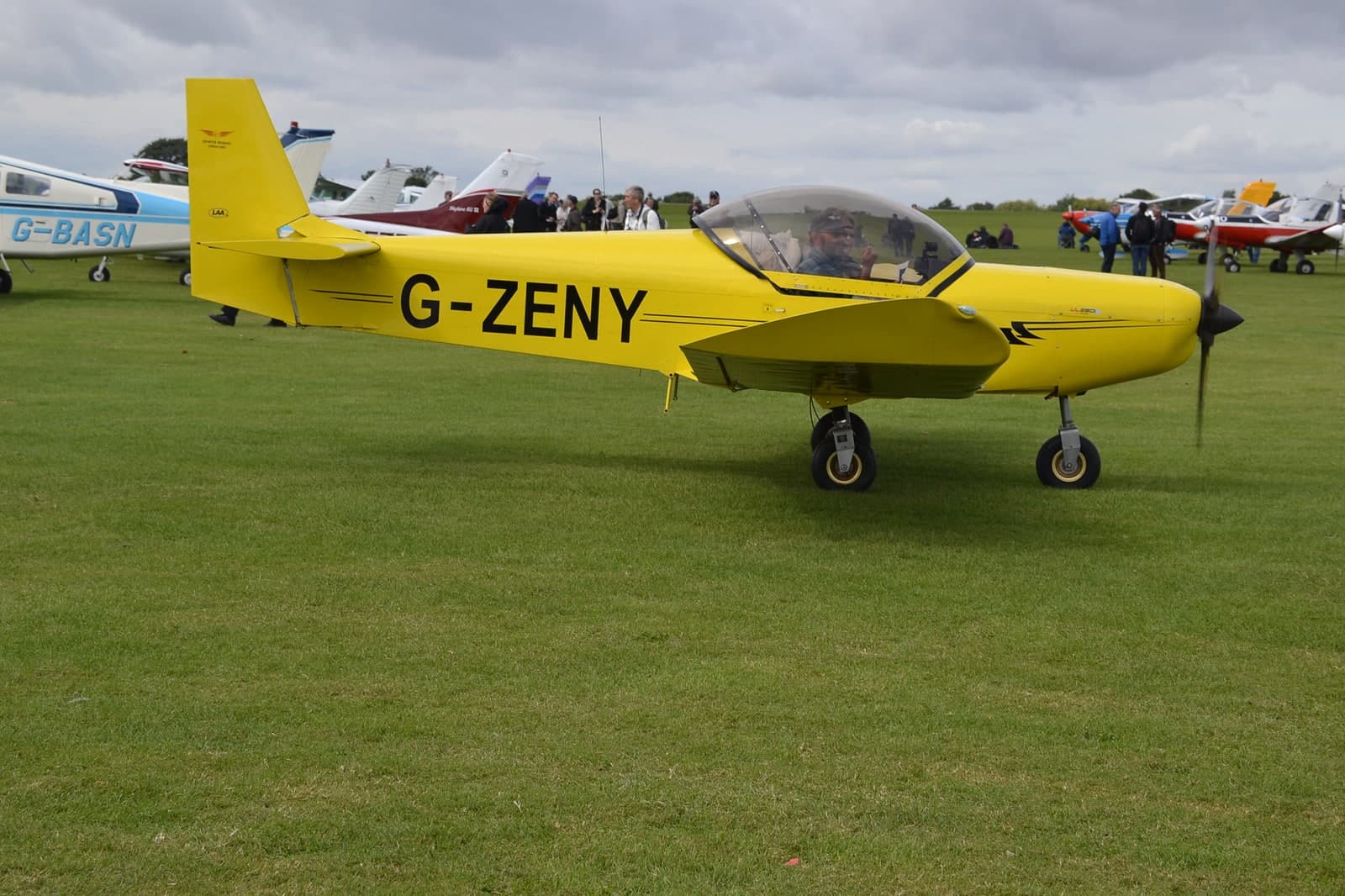 G-ZENY — Aircraft