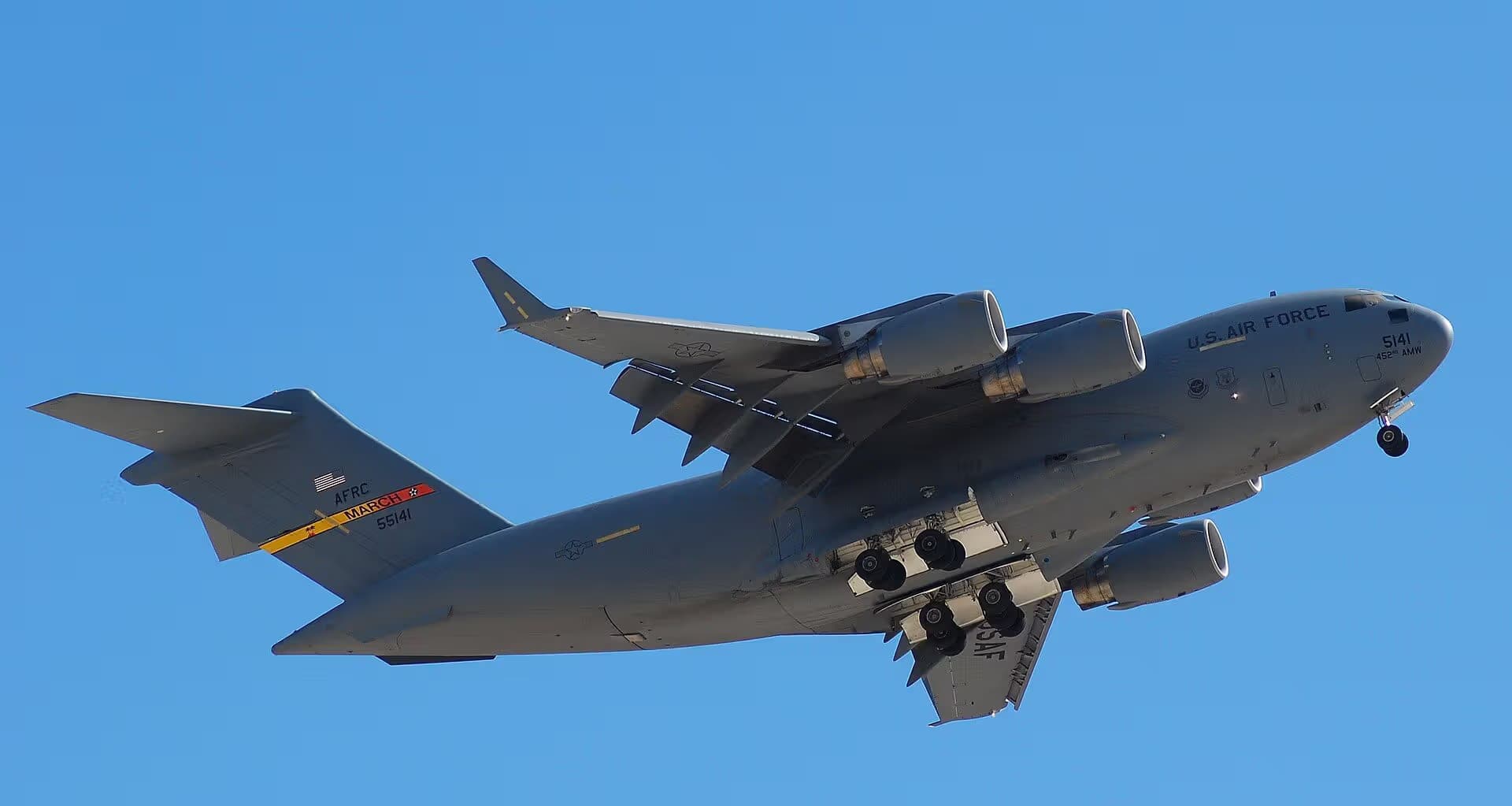 Unidentified — Boeing