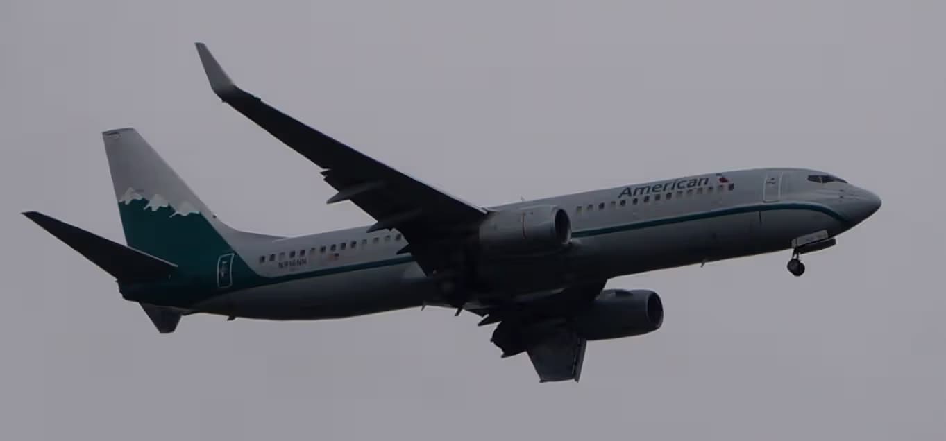 N916NN — Boeing