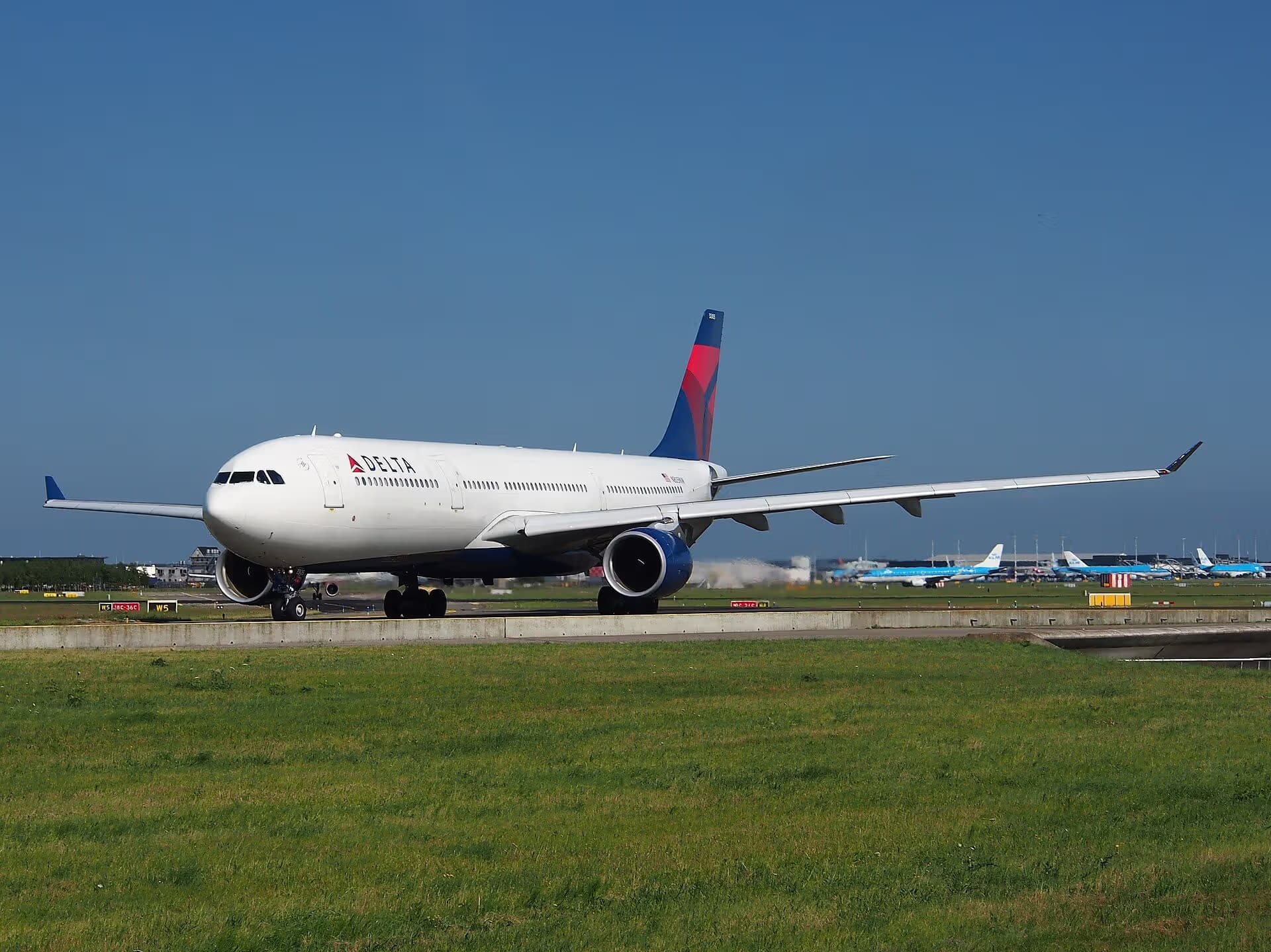 N805NW — Airbus