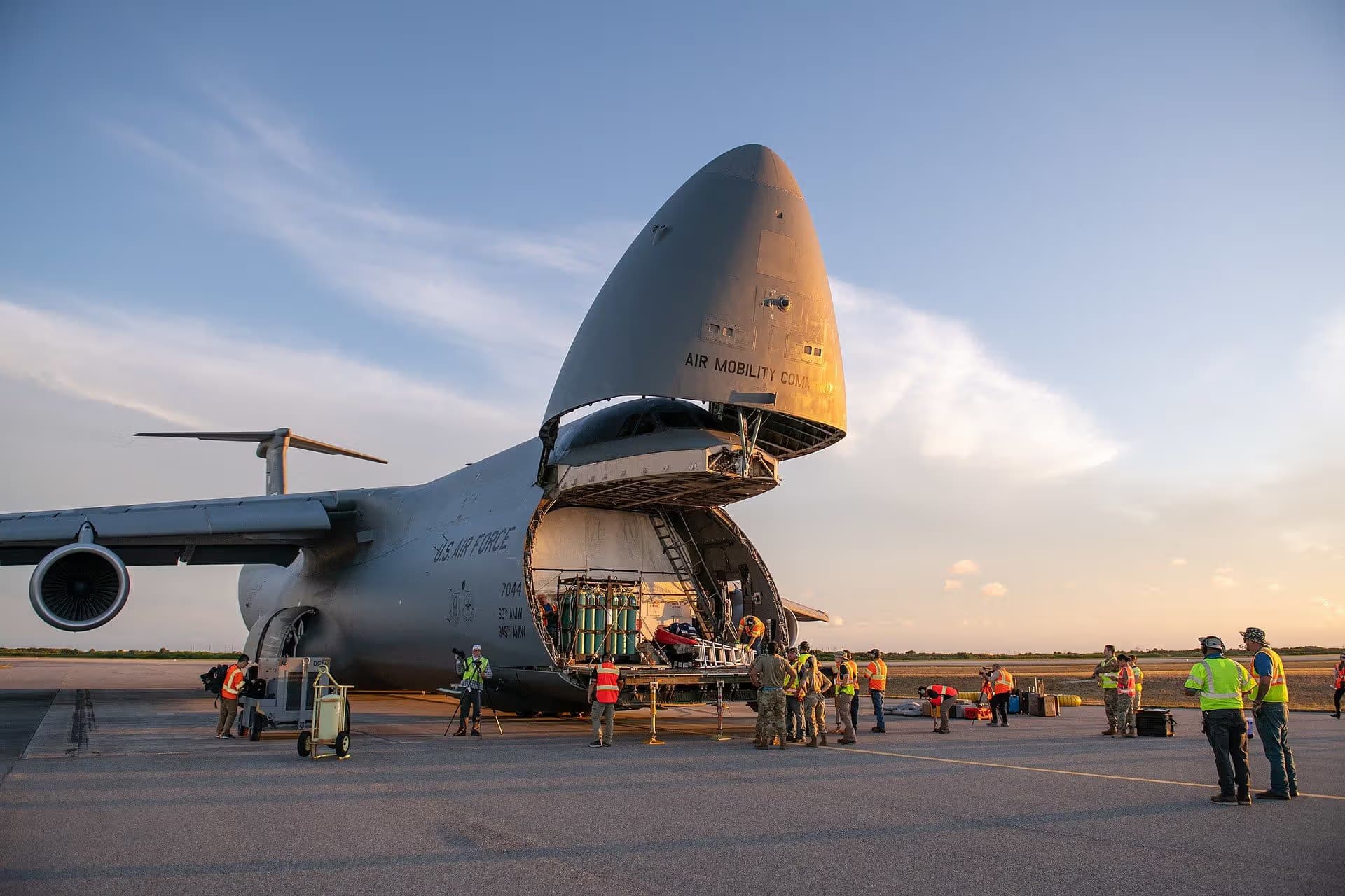 Unidentified — Lockheed
