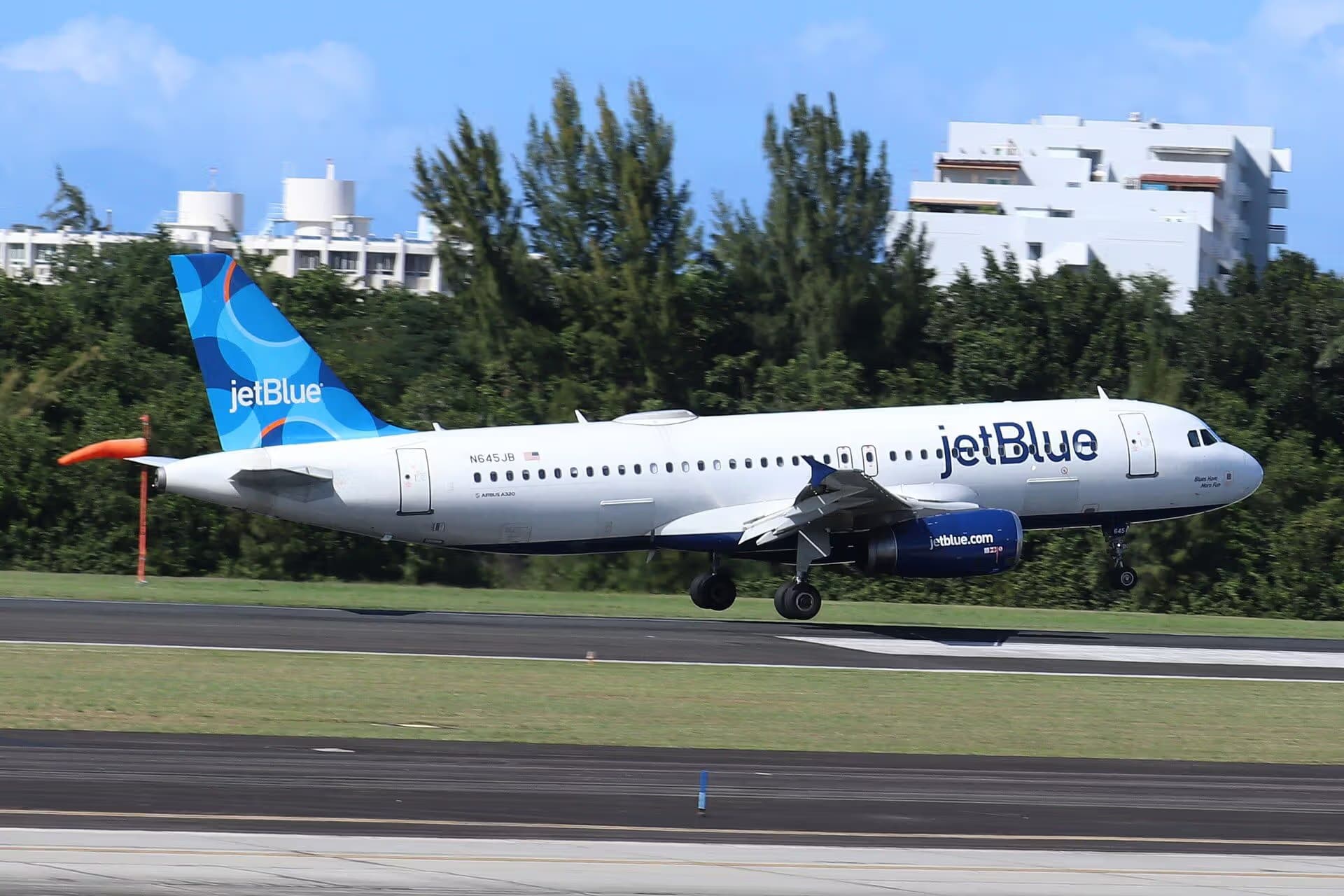 N645JB — Airbus