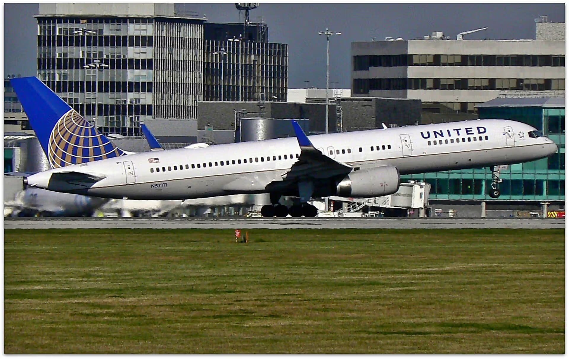 N57111 — Boeing at Manchester Airport