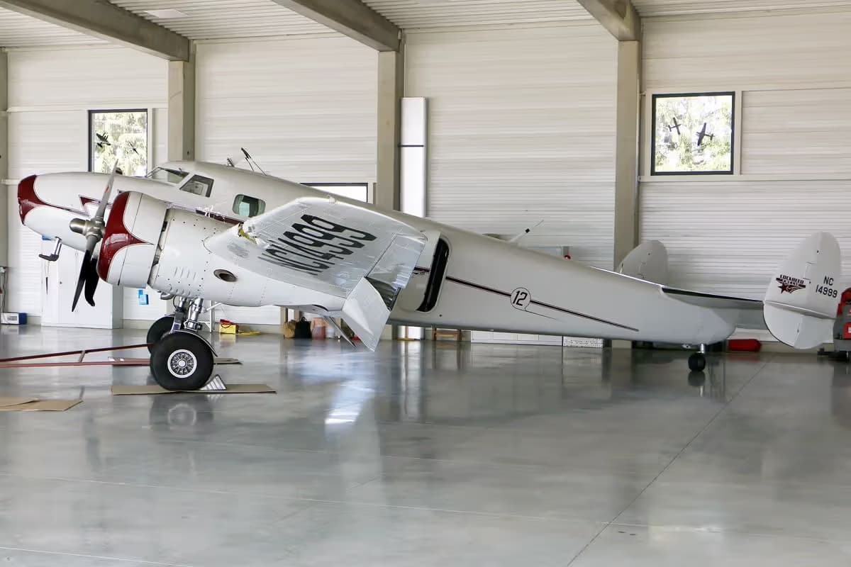 Unidentified — Lockheed