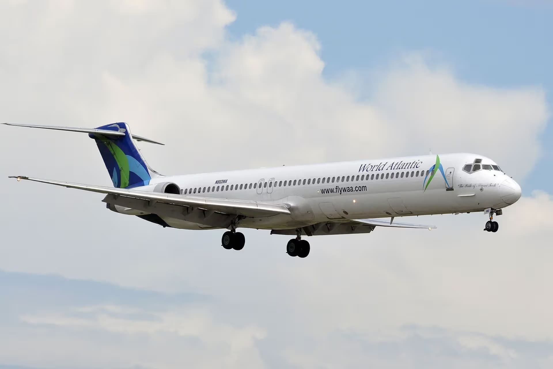 N802WA — Douglas