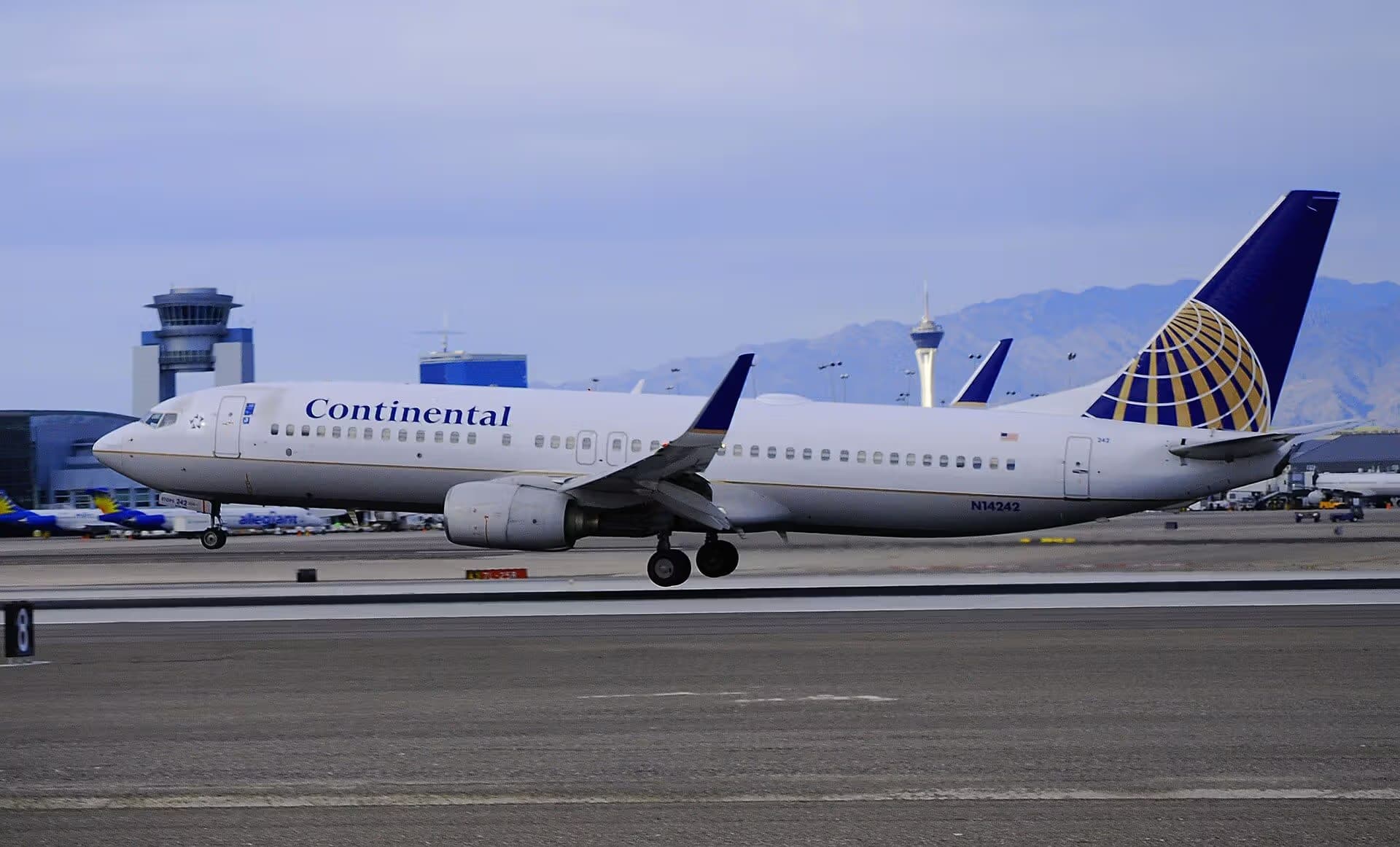 N14242 — Boeing