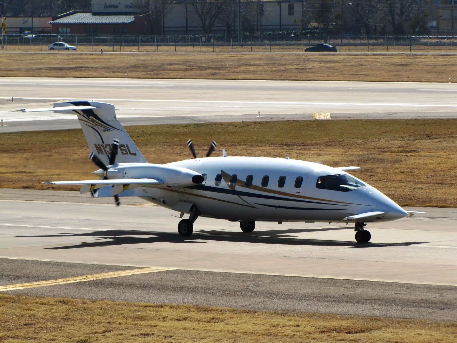 N137SL — Aircraft