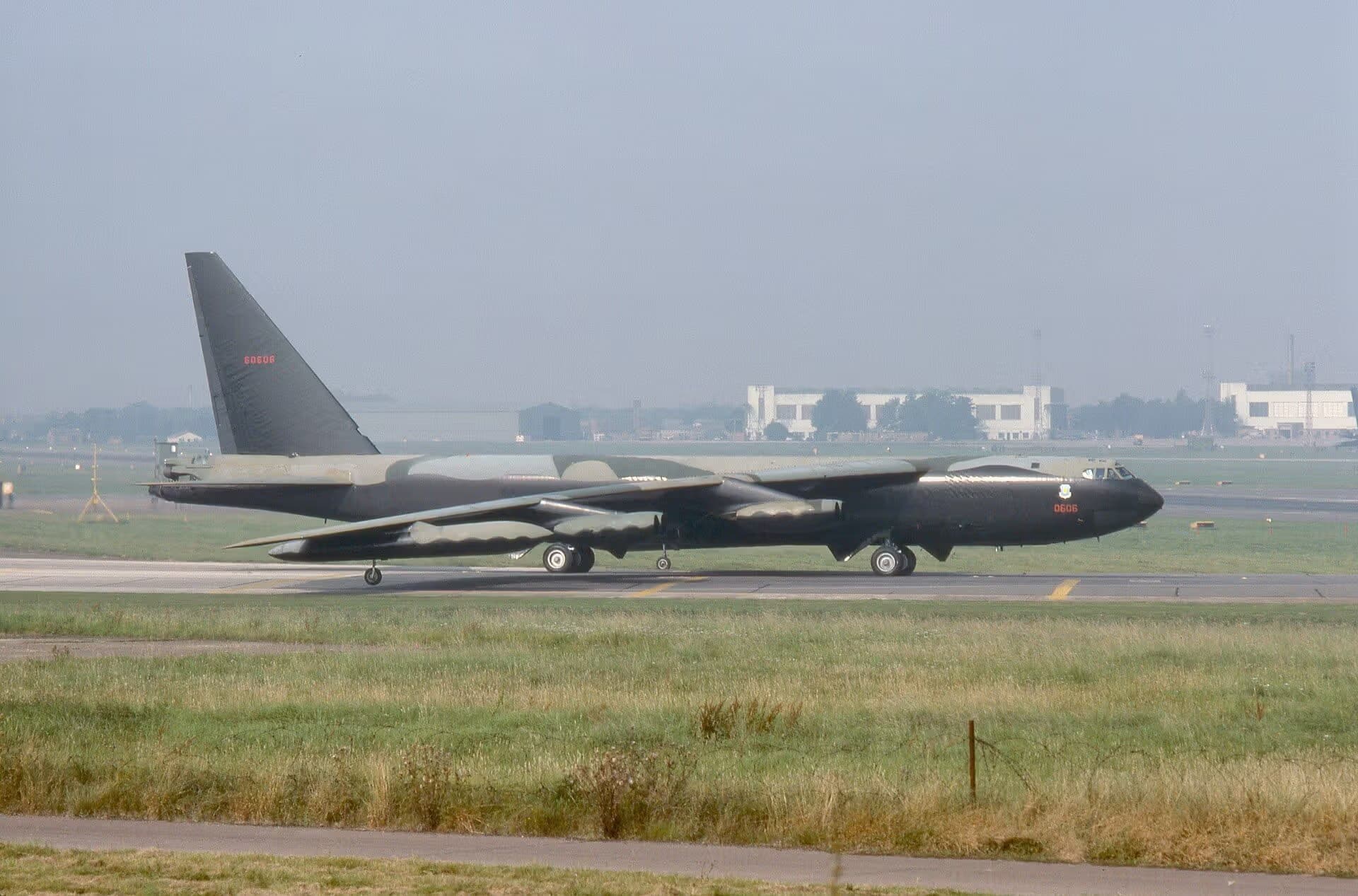 Unidentified — Aircraft