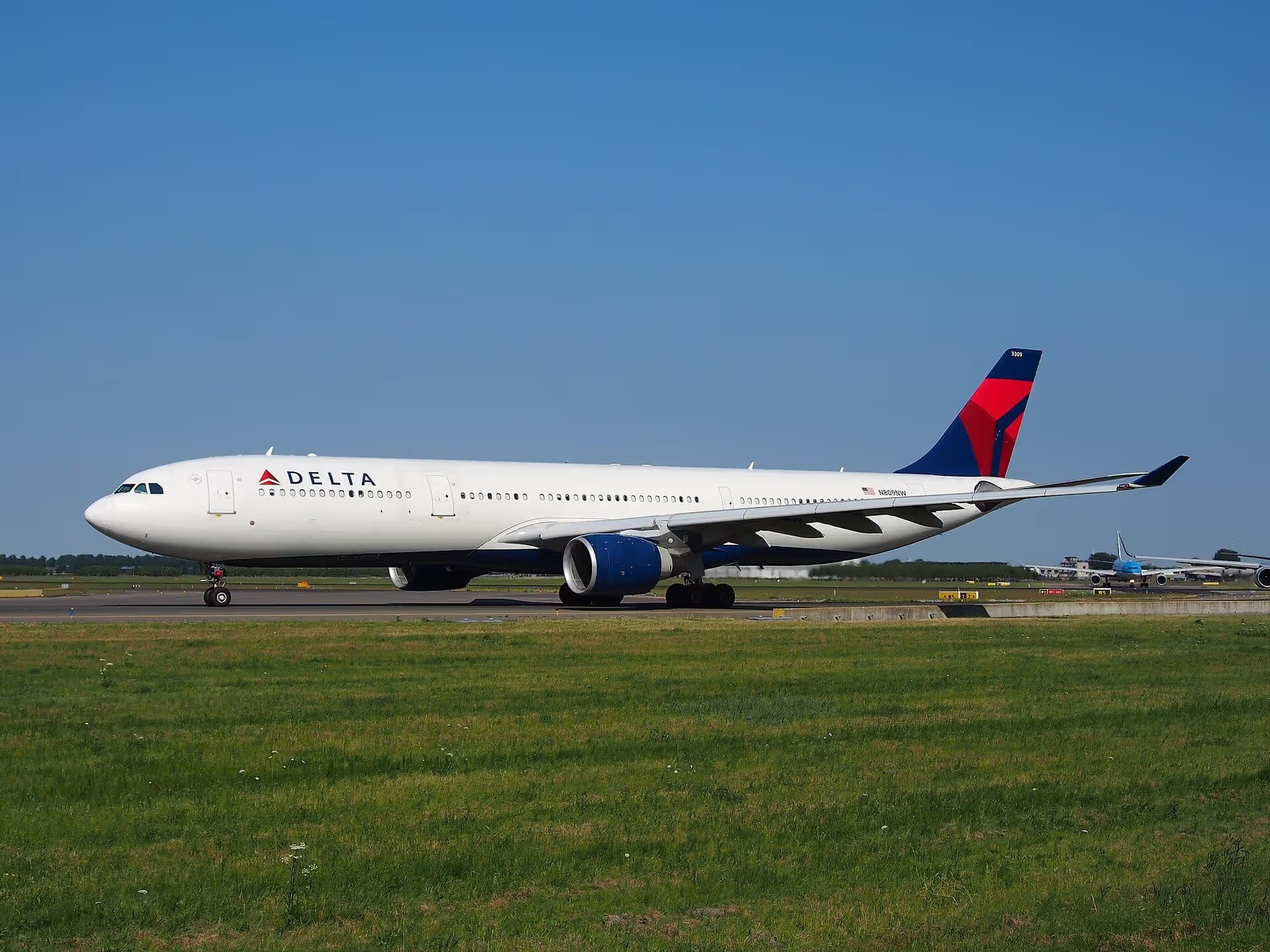 N809NW — Airbus