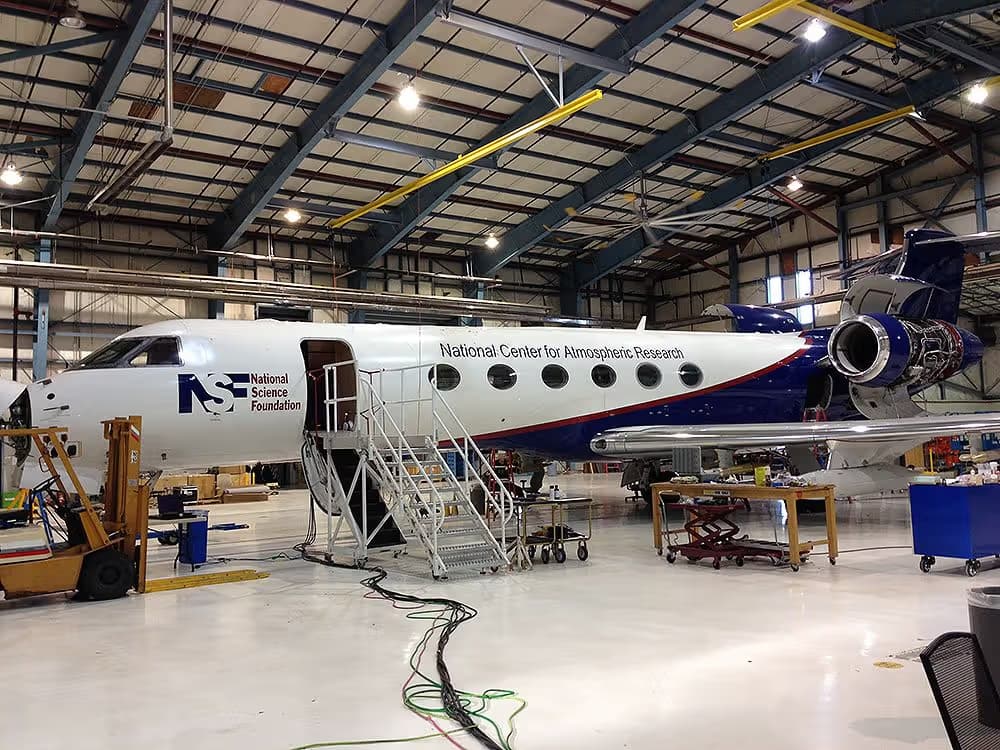 N677F — Gulfstream