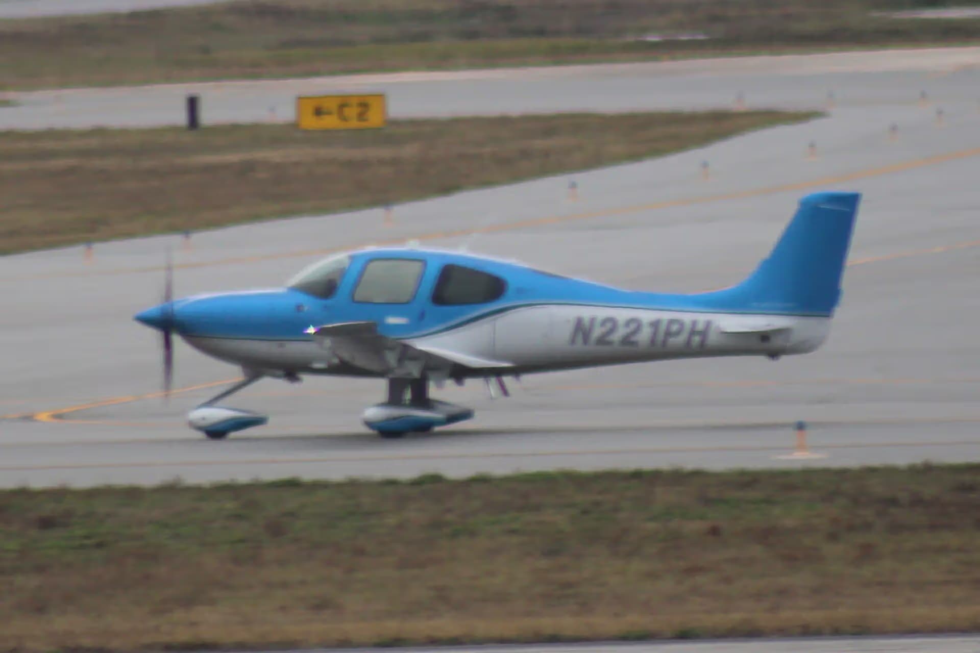 N221PH — Cirrus