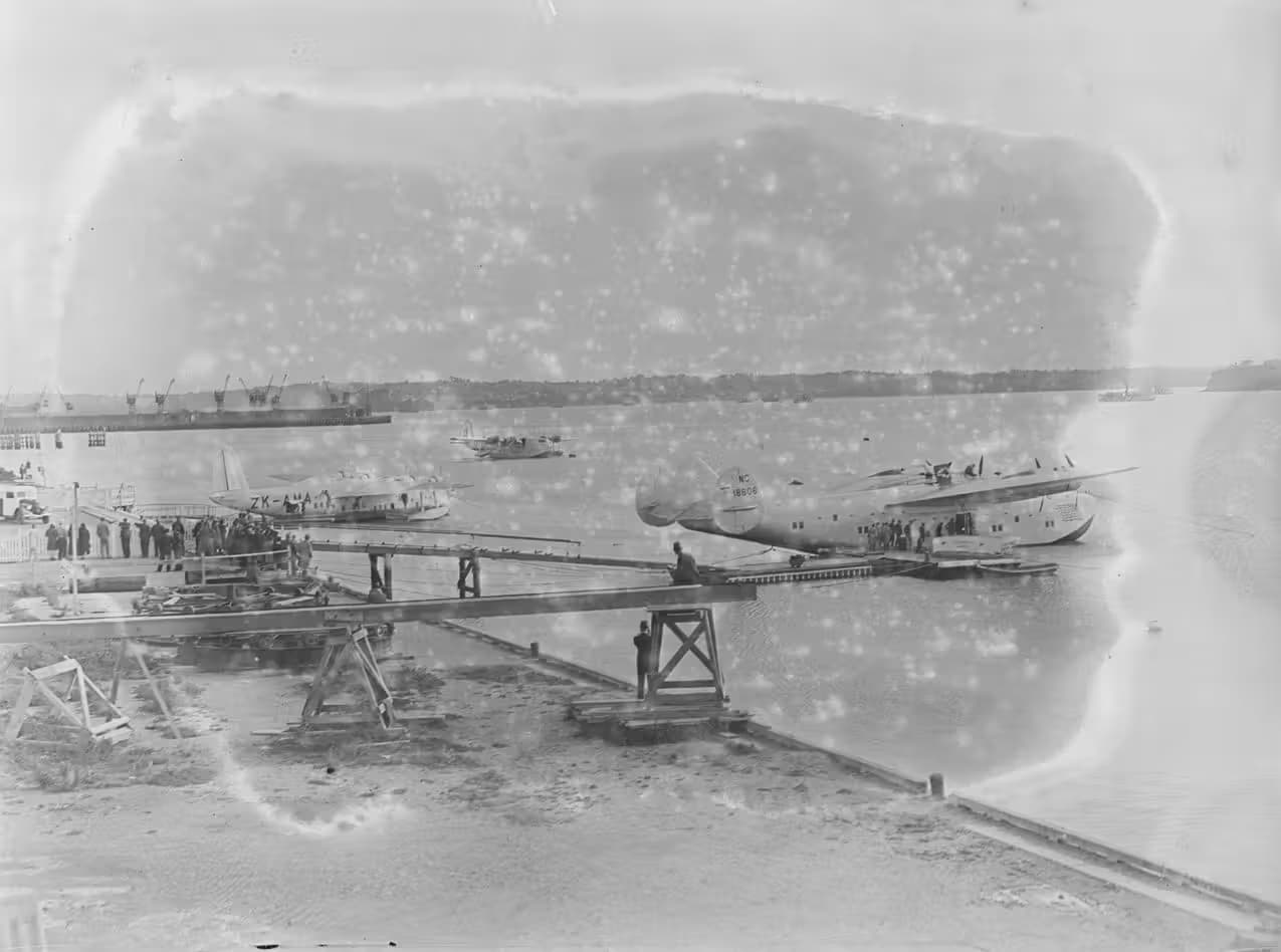 Unidentified — Aircraft