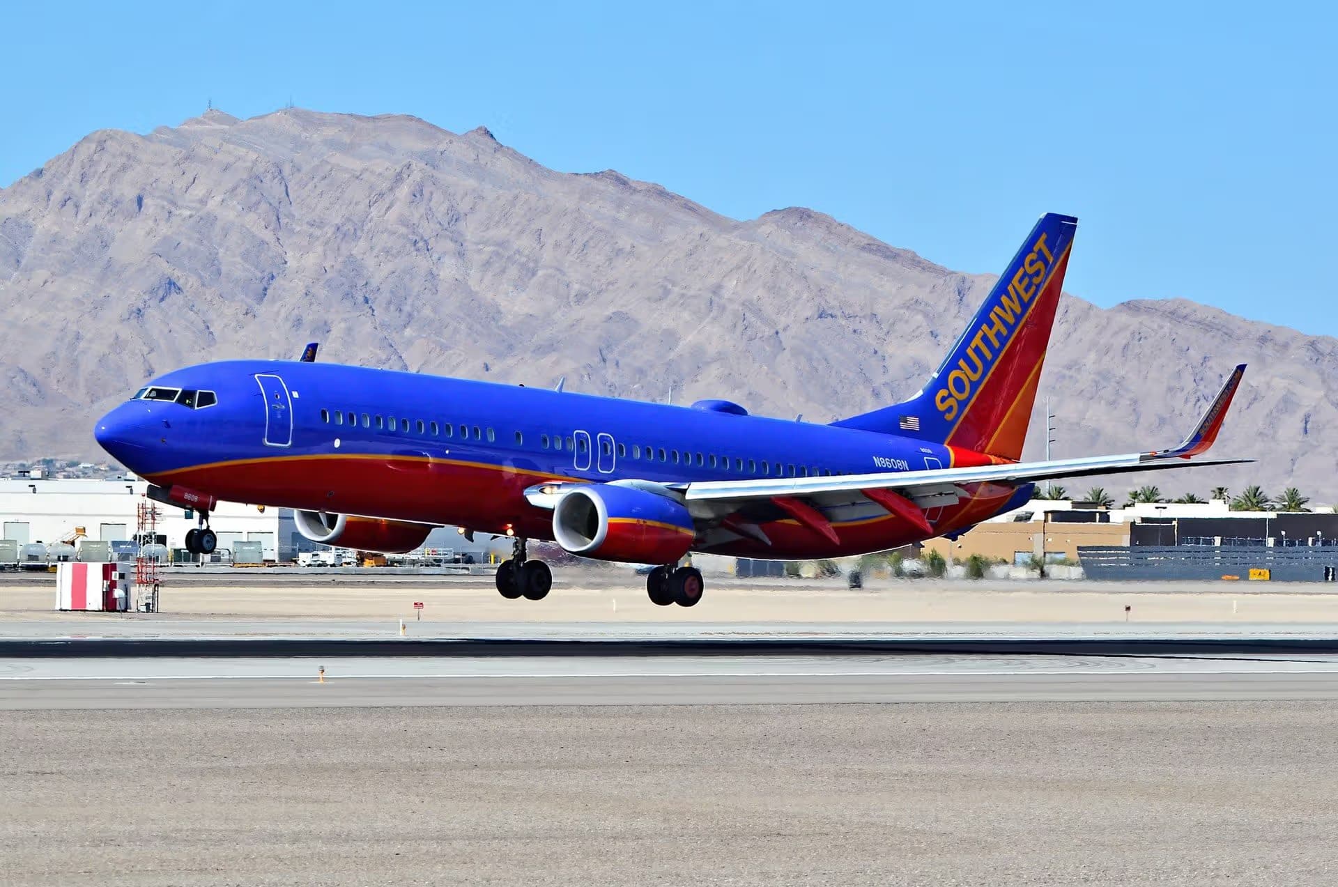 N8608N — Boeing