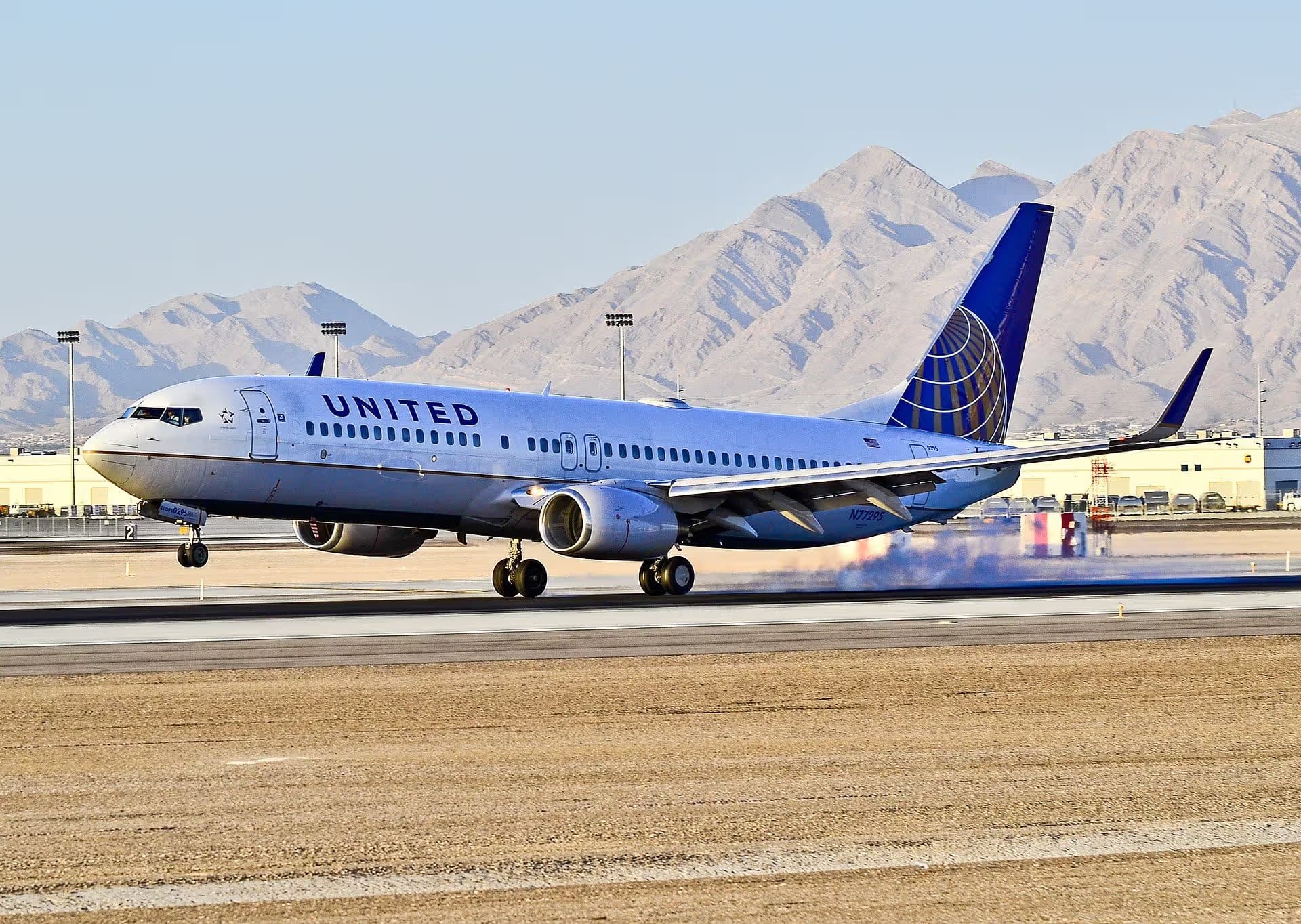 N77295 — Boeing
