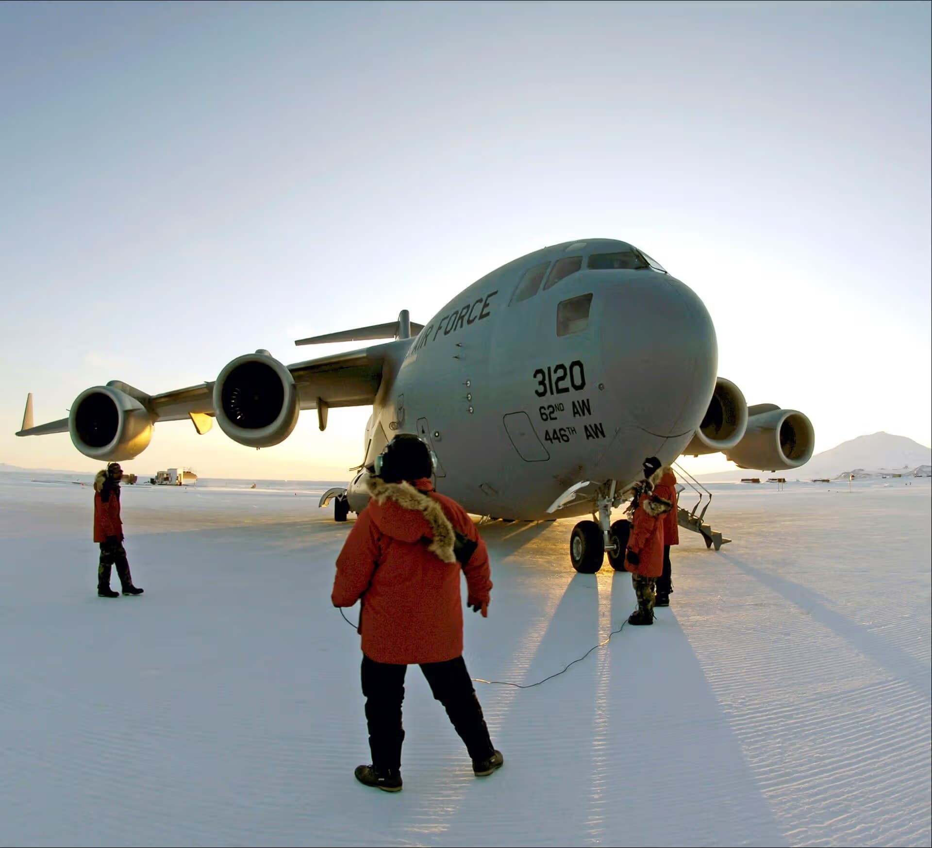 Unidentified — Aircraft
