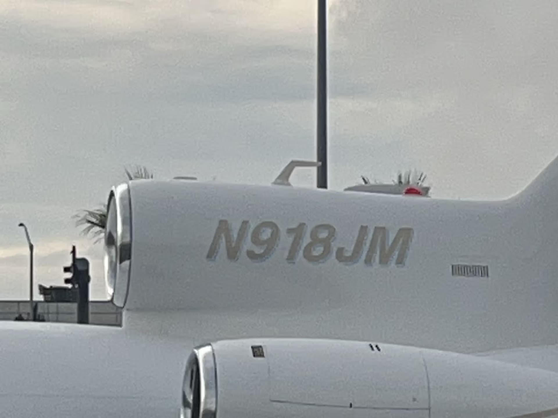N918JM — Dassault Aviation FALCON 900EX at Pacific Bell-2300 Imperial Hwy Heliport