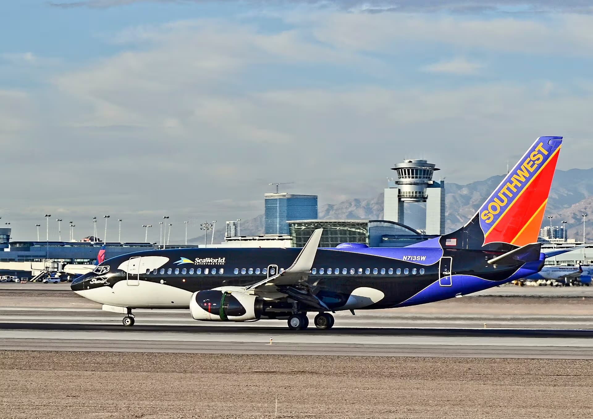 N713SW — Boeing