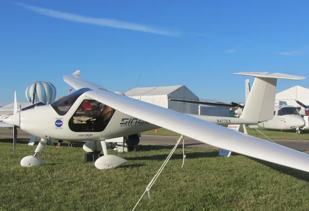 N477ES — Glider