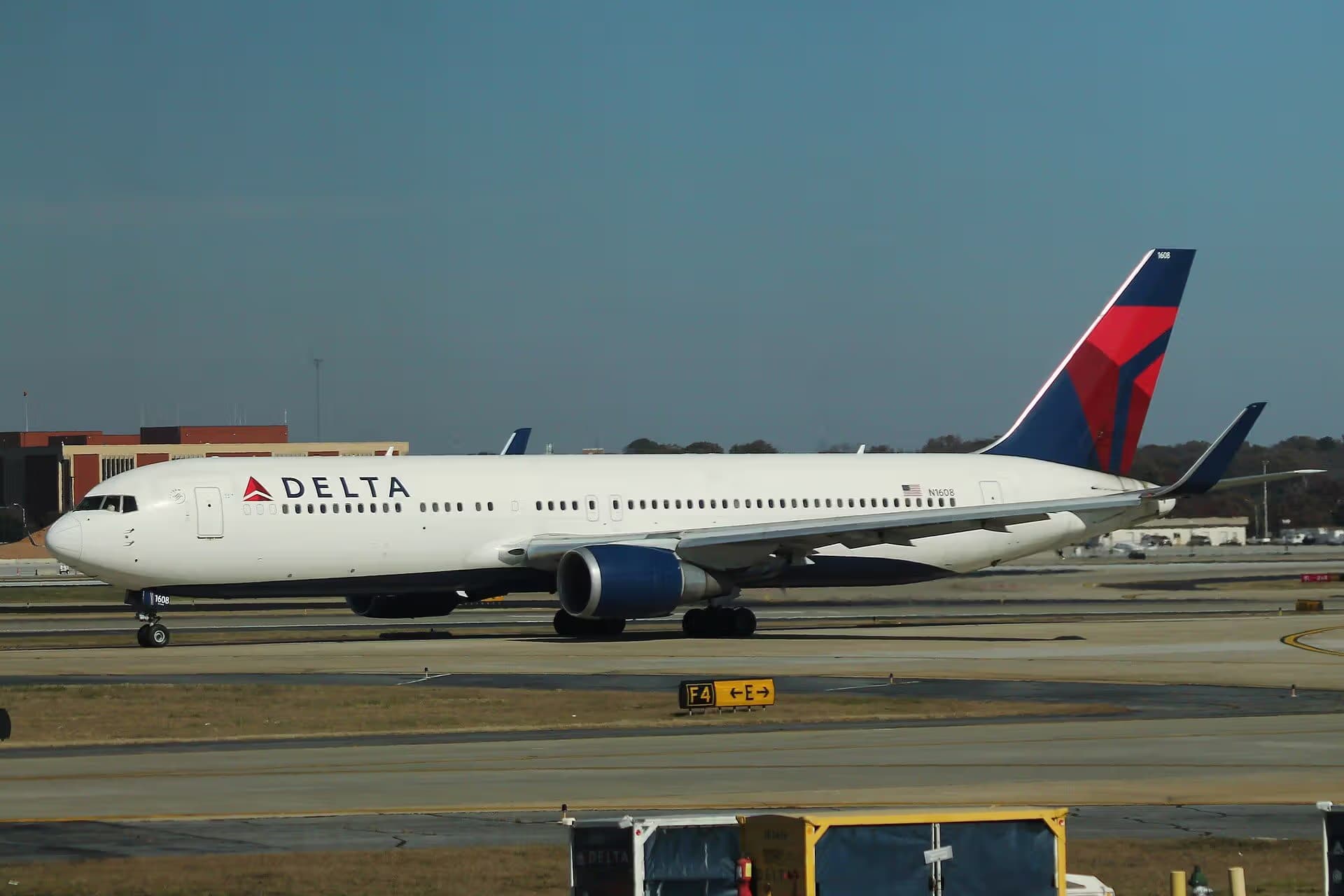 N1608 — Boeing
