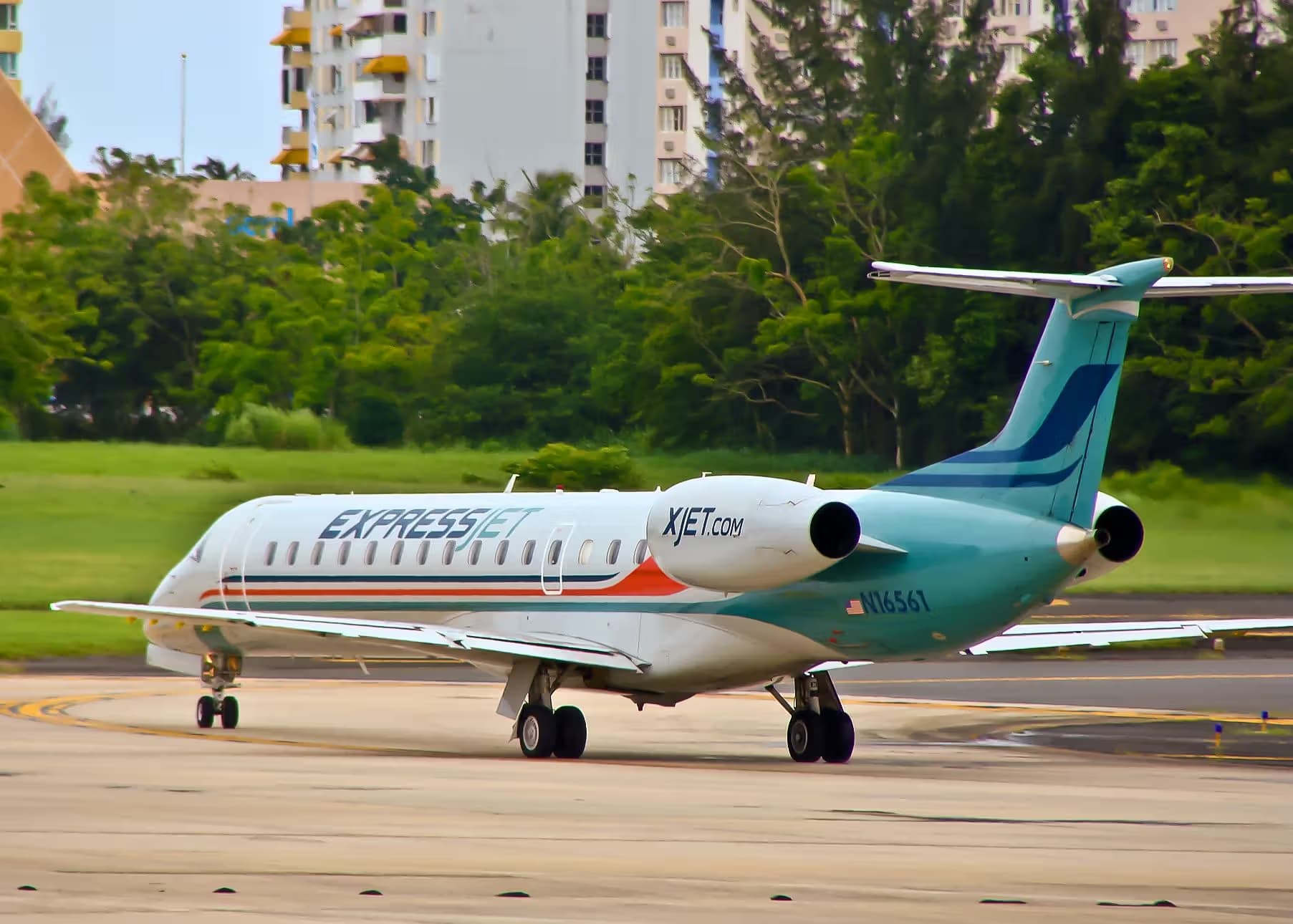 N16561 — Business jet