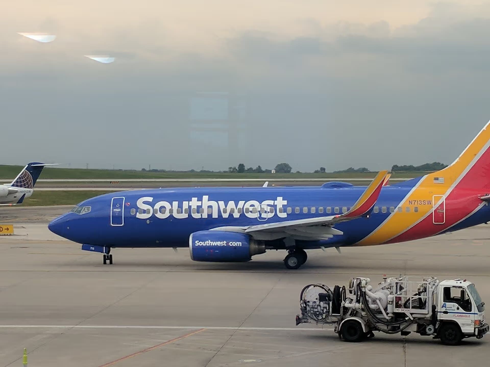 N713SW — Boeing