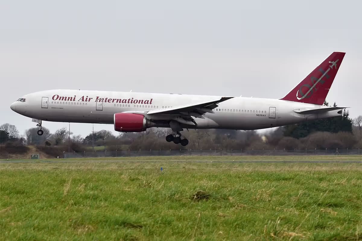 N828AX — Boeing