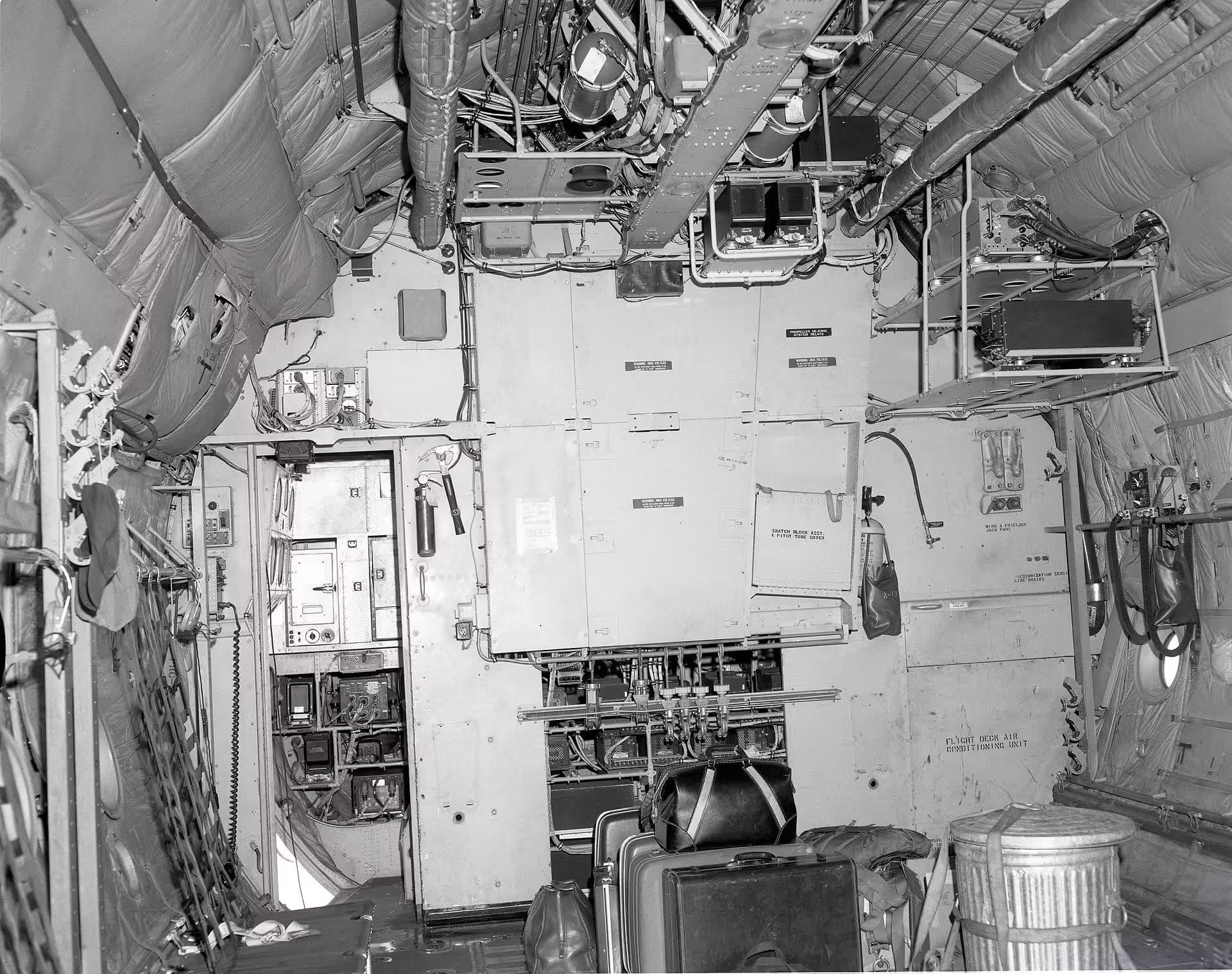 Unidentified — Aircraft
