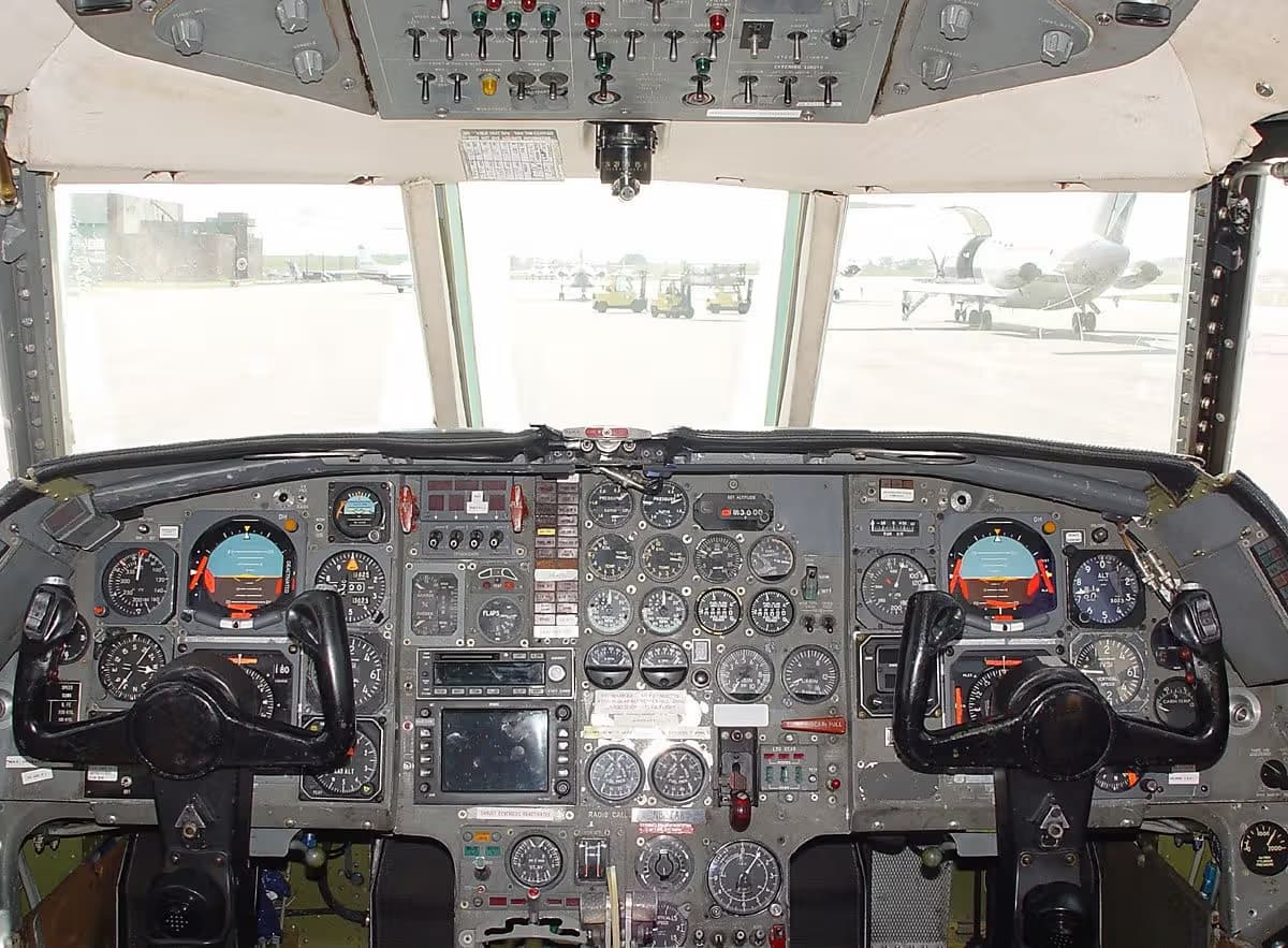 N827AA — Aircraft