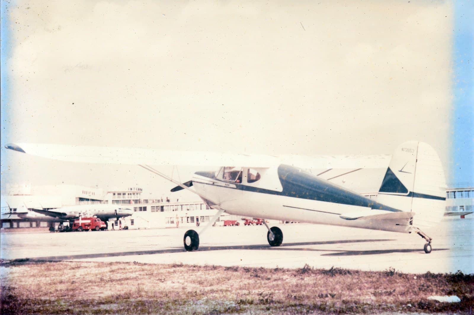 N72653 — Single-engine aircraft