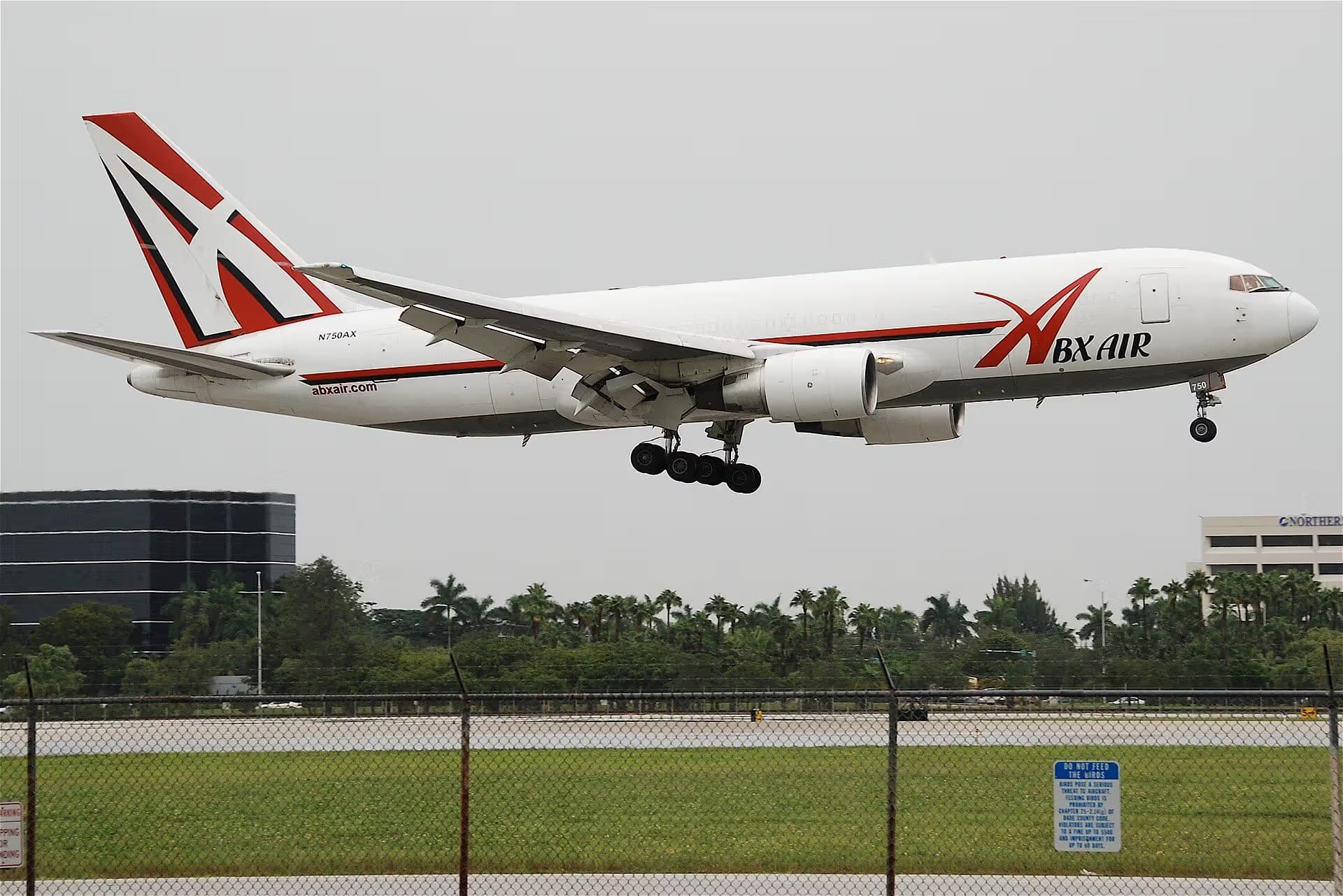 N750AX — Boeing