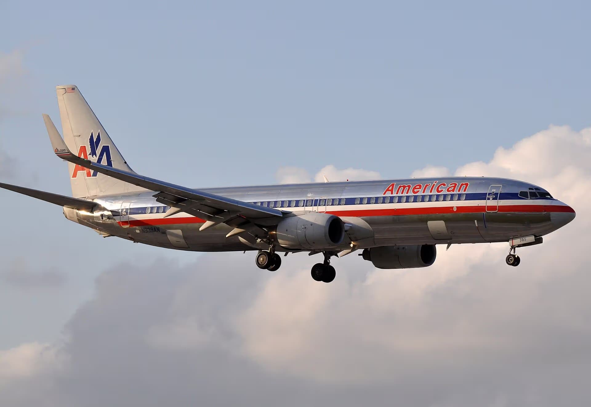 N939AN — Boeing