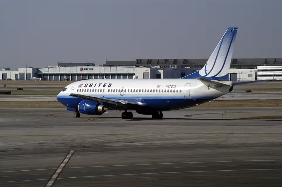 N376UA — Boeing