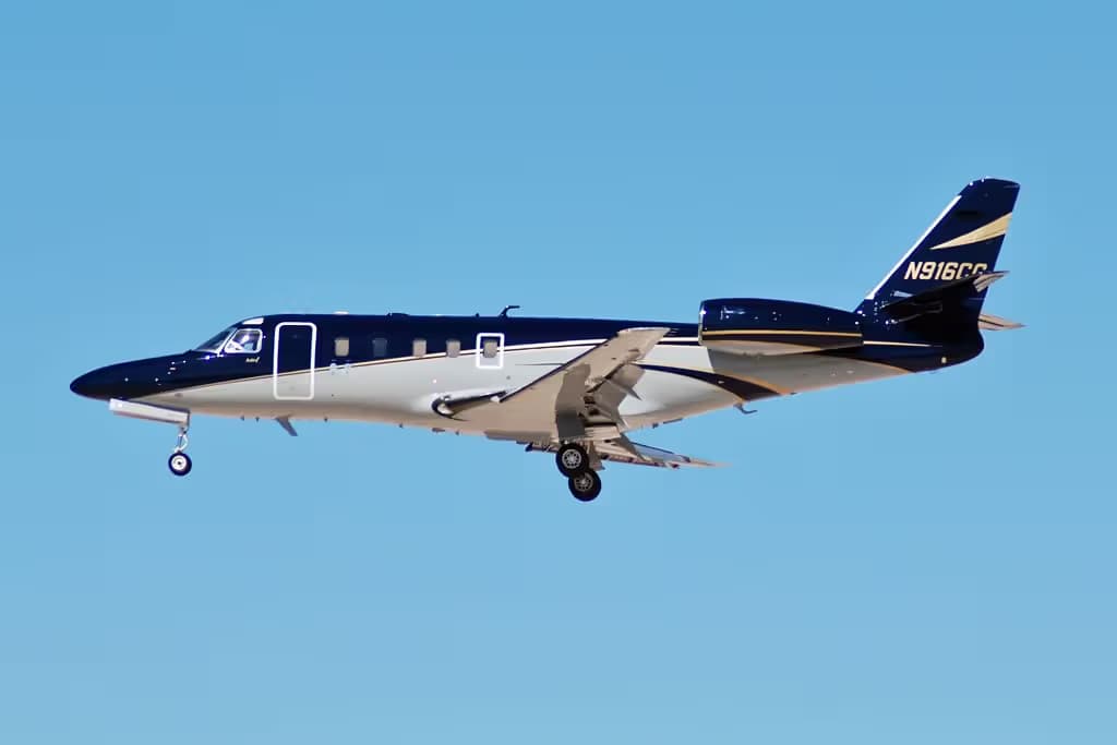 N916CG — Business jet