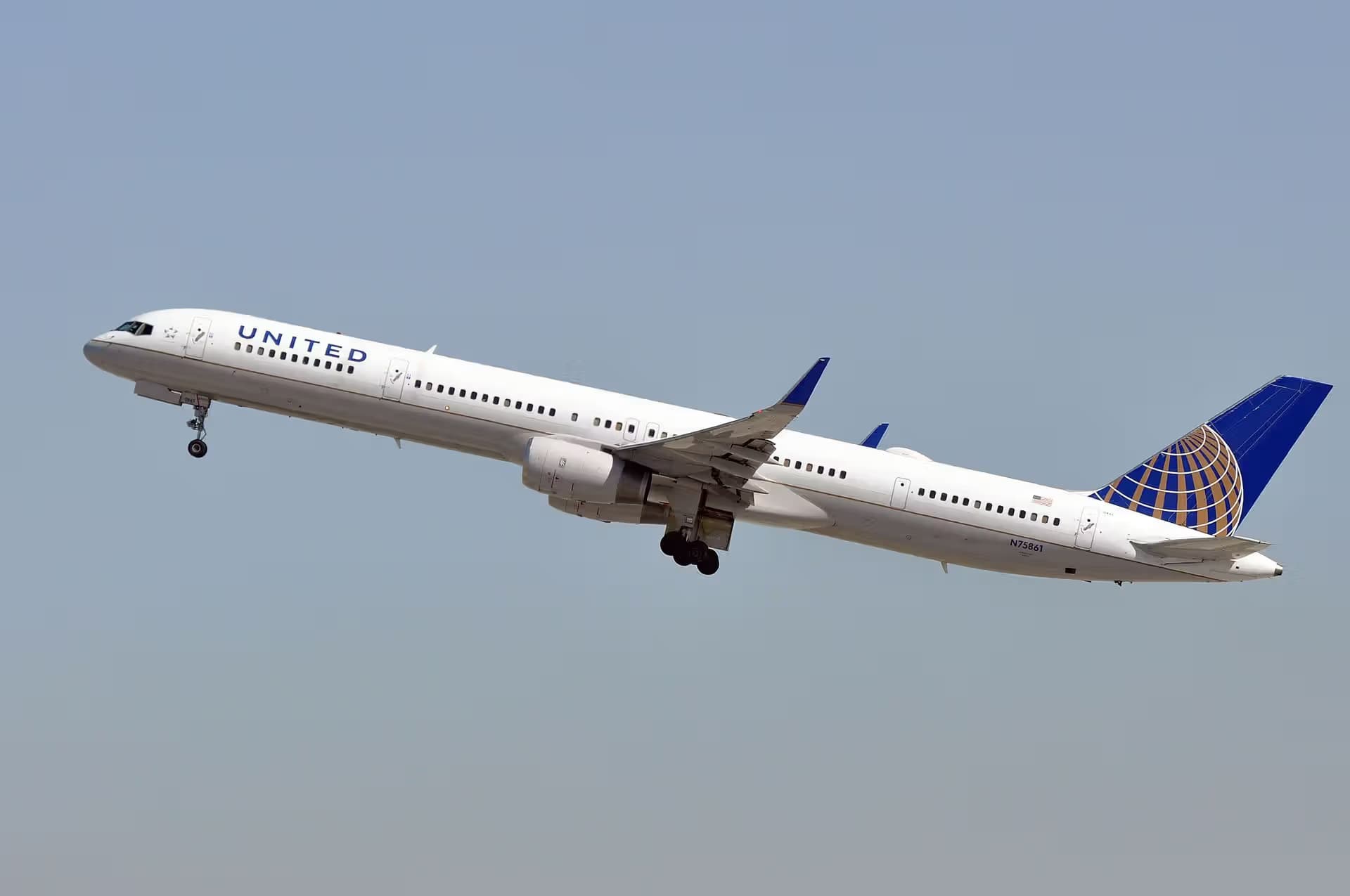 N75861 — Twin-engine aircraft