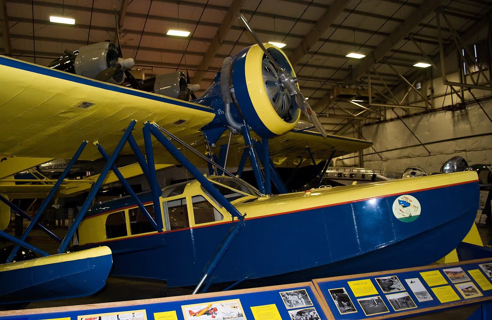 Unidentified — Single-engine aircraft