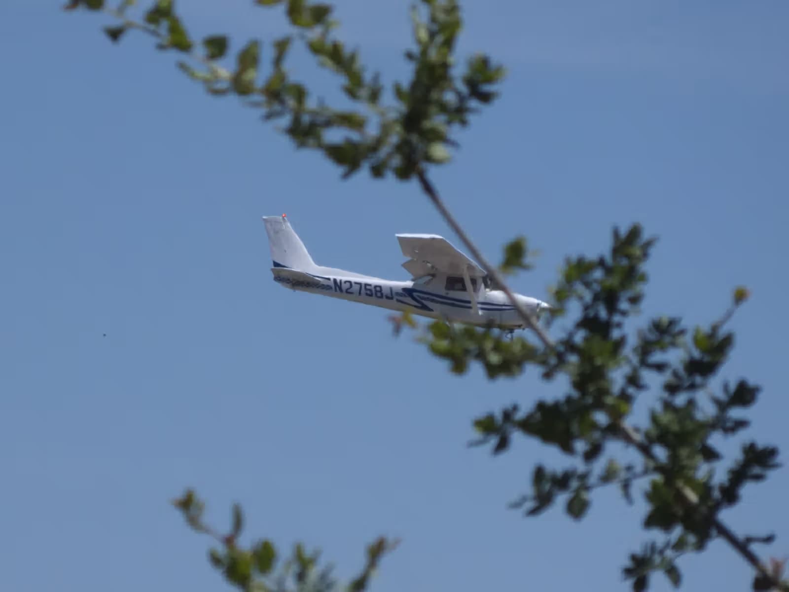 N2758J — Cessna