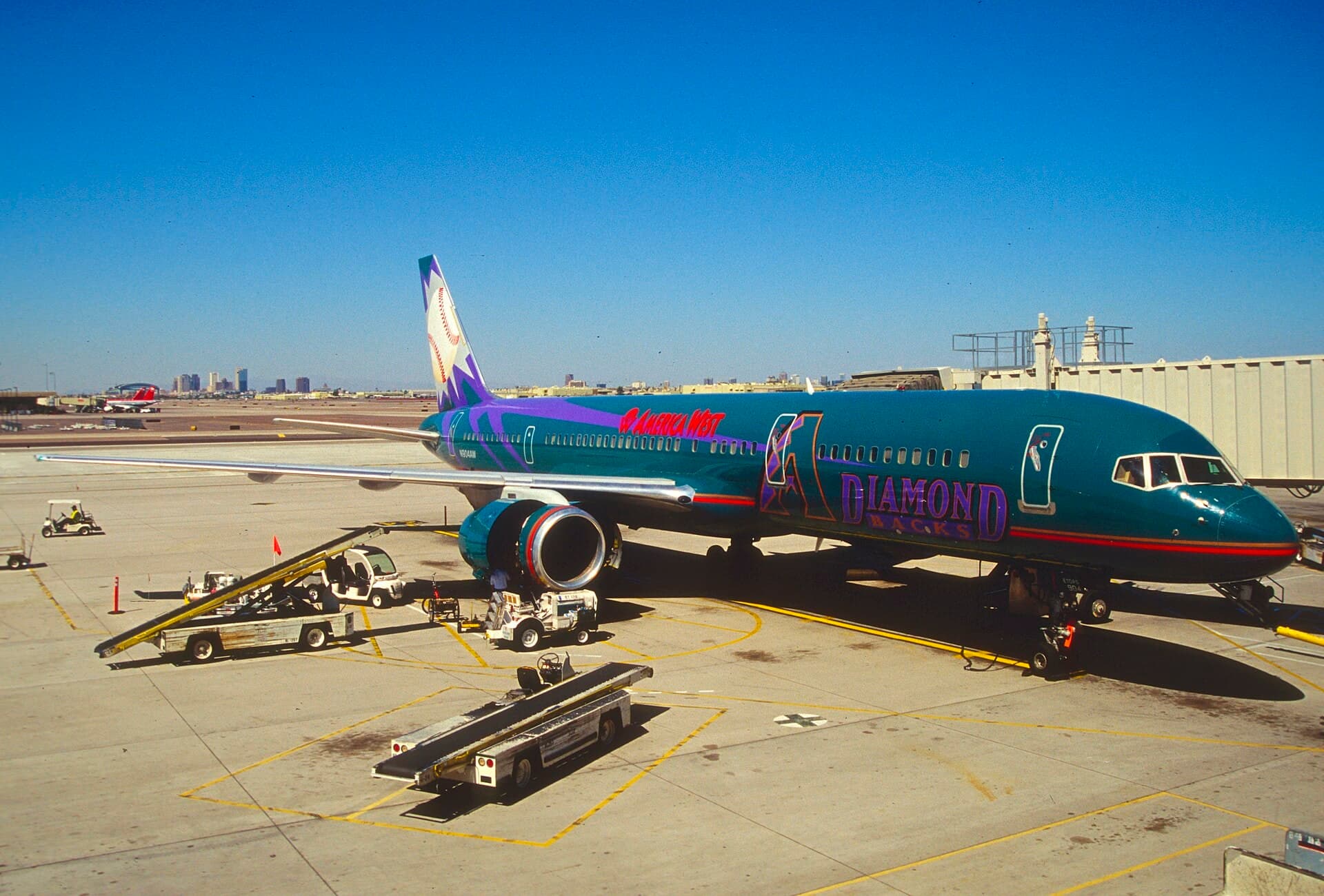 N904AW — Boeing