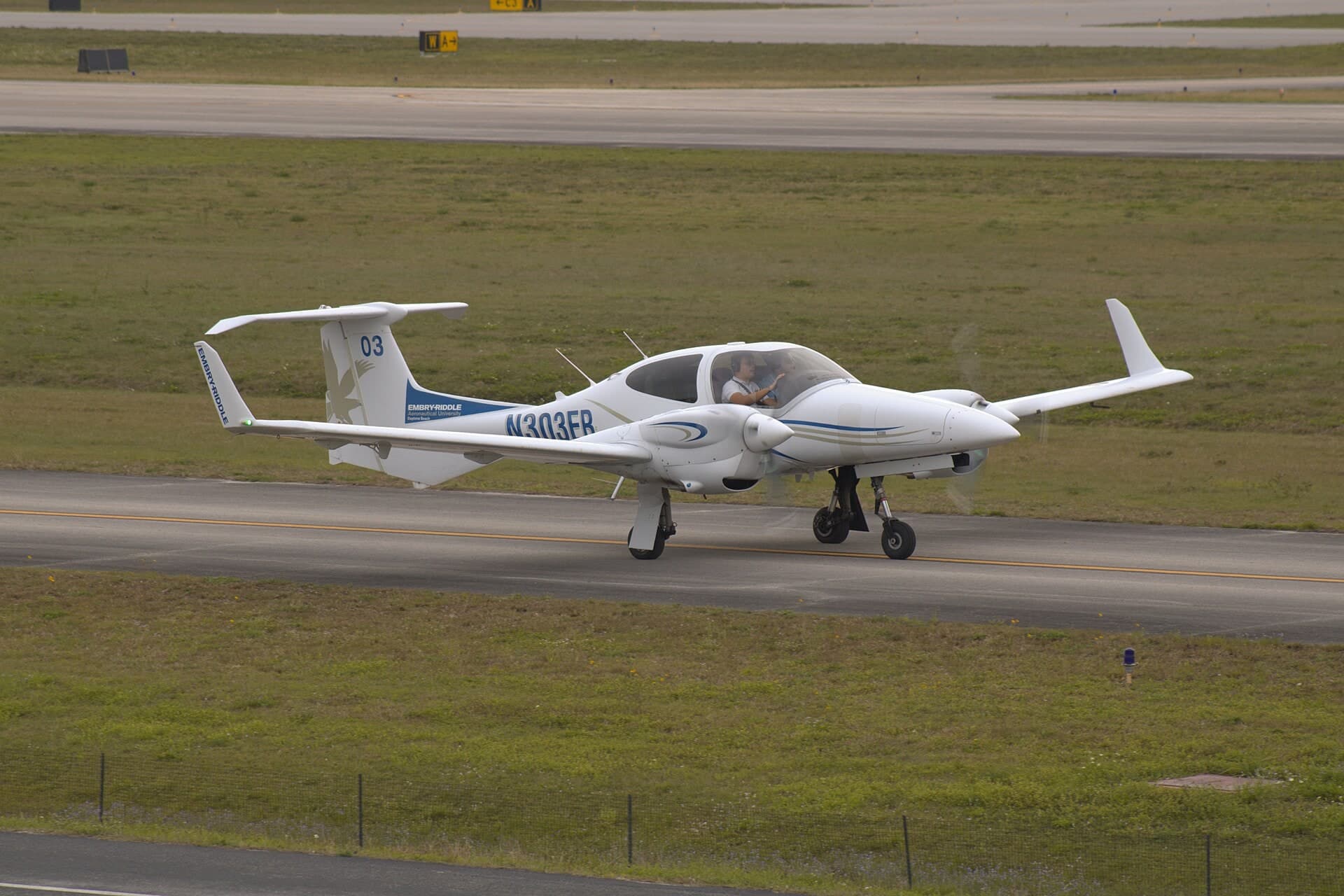 N303ER — Diamond